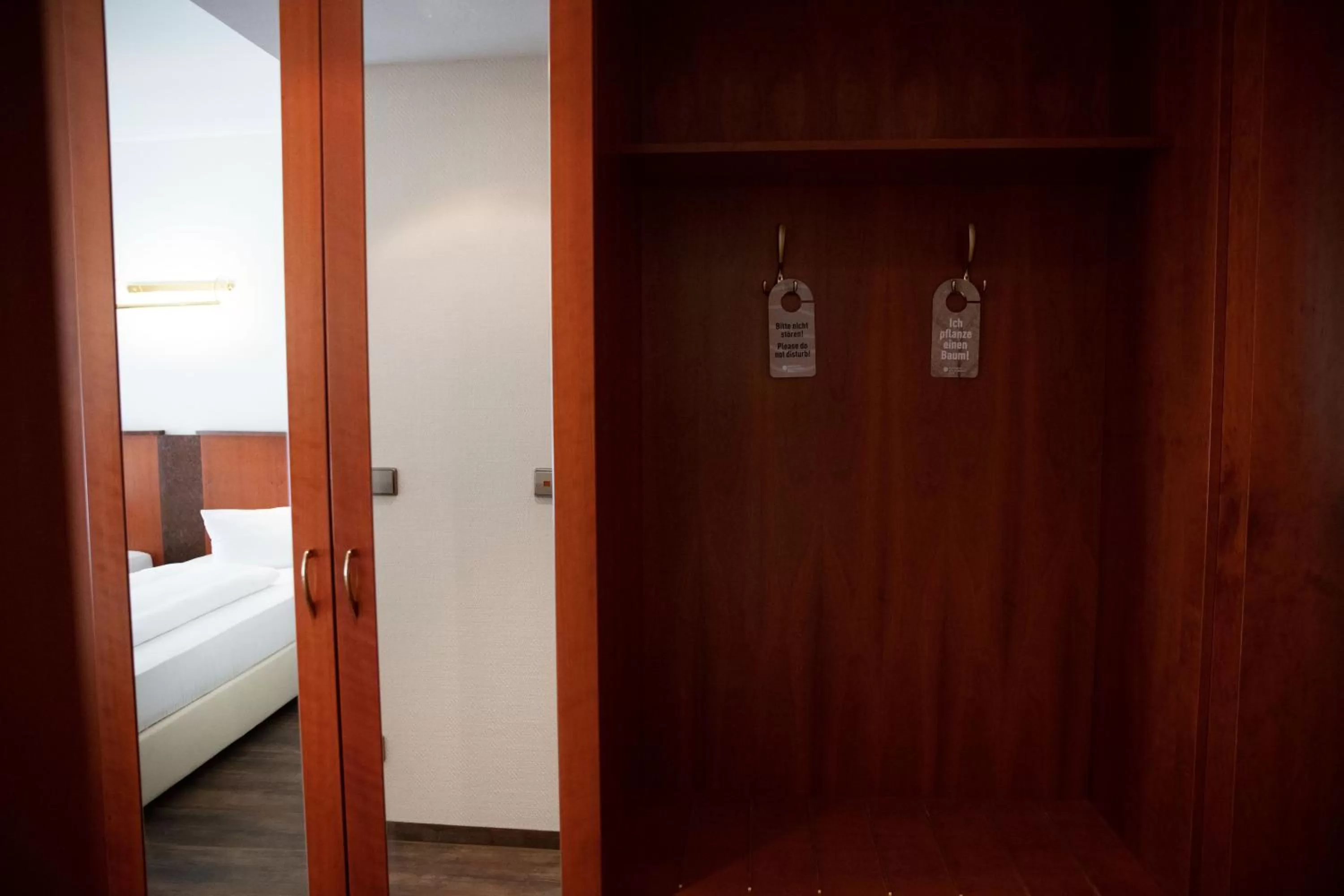 Photo of the whole room, Bed in Müggelseeperle