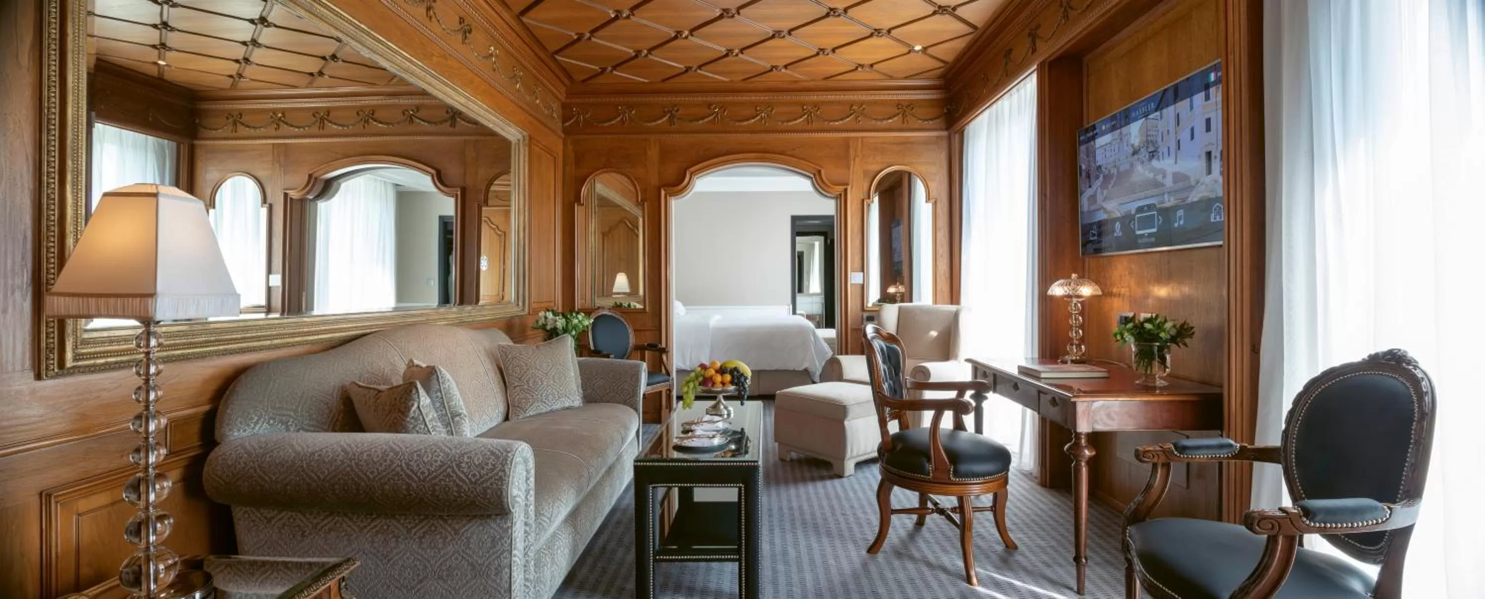 TV and multimedia in Hassler Roma