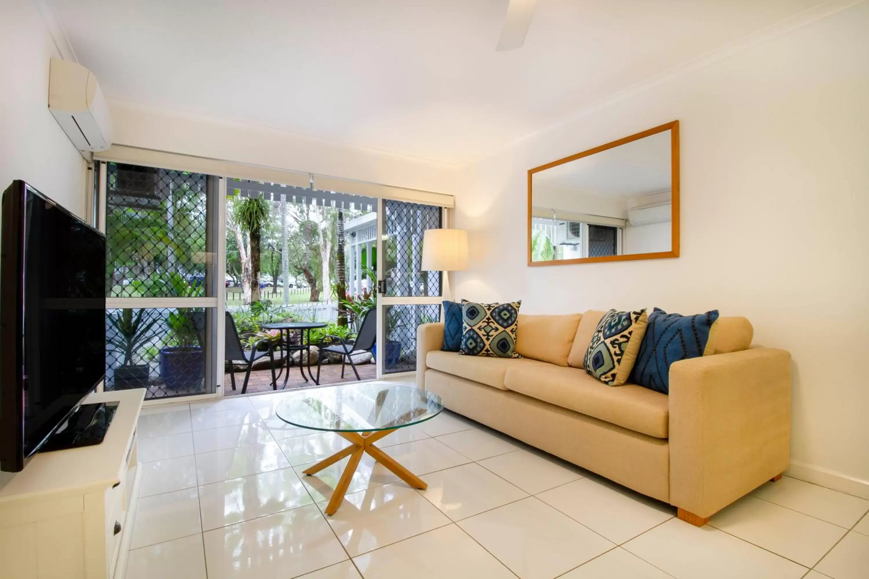 Apartment - Ground Floor in The White House Port Douglas Apartment - Ground Floor in The White House Port Douglas