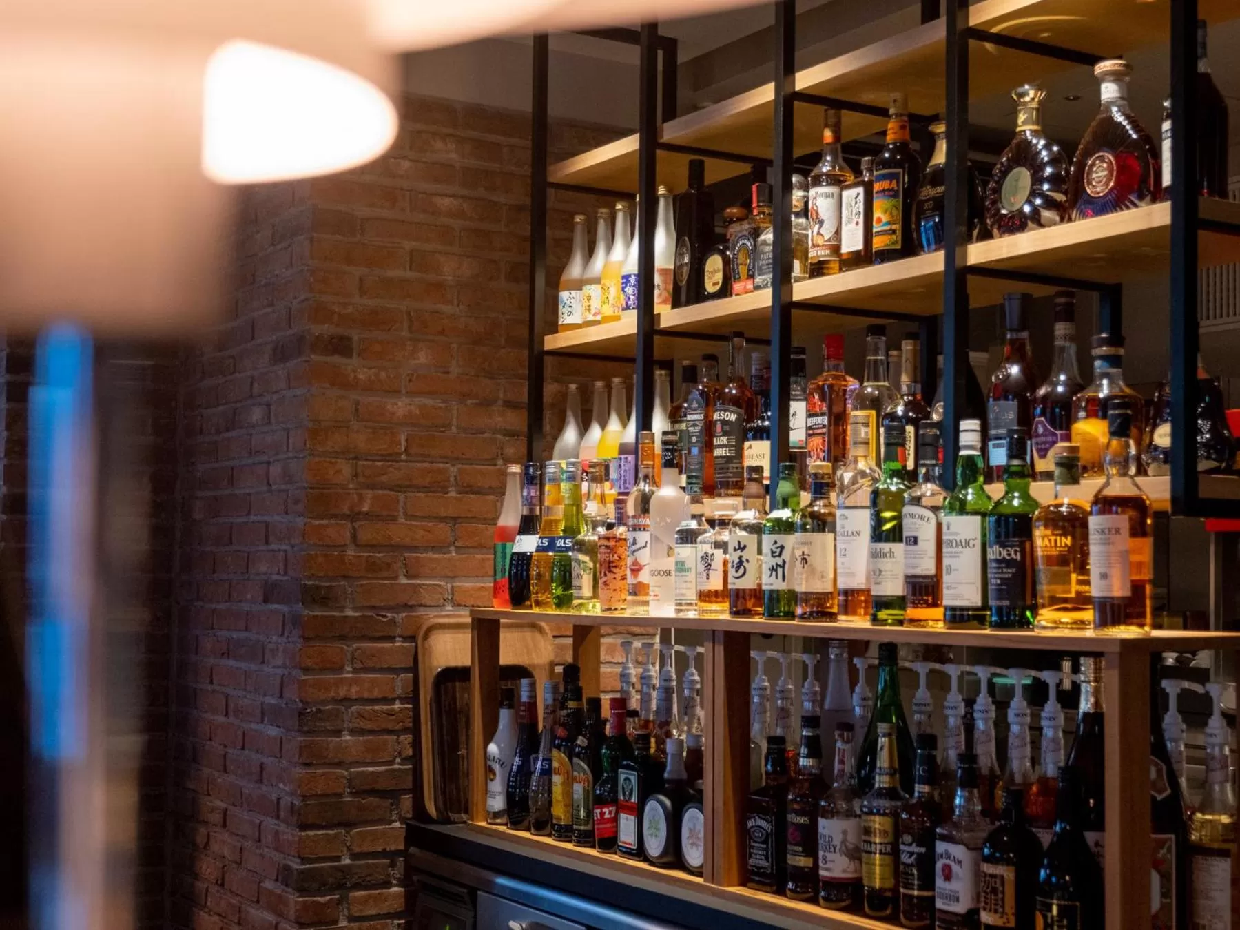 Lounge or bar in Tokyu Stay Hakodate Asaichi Akarinoyu