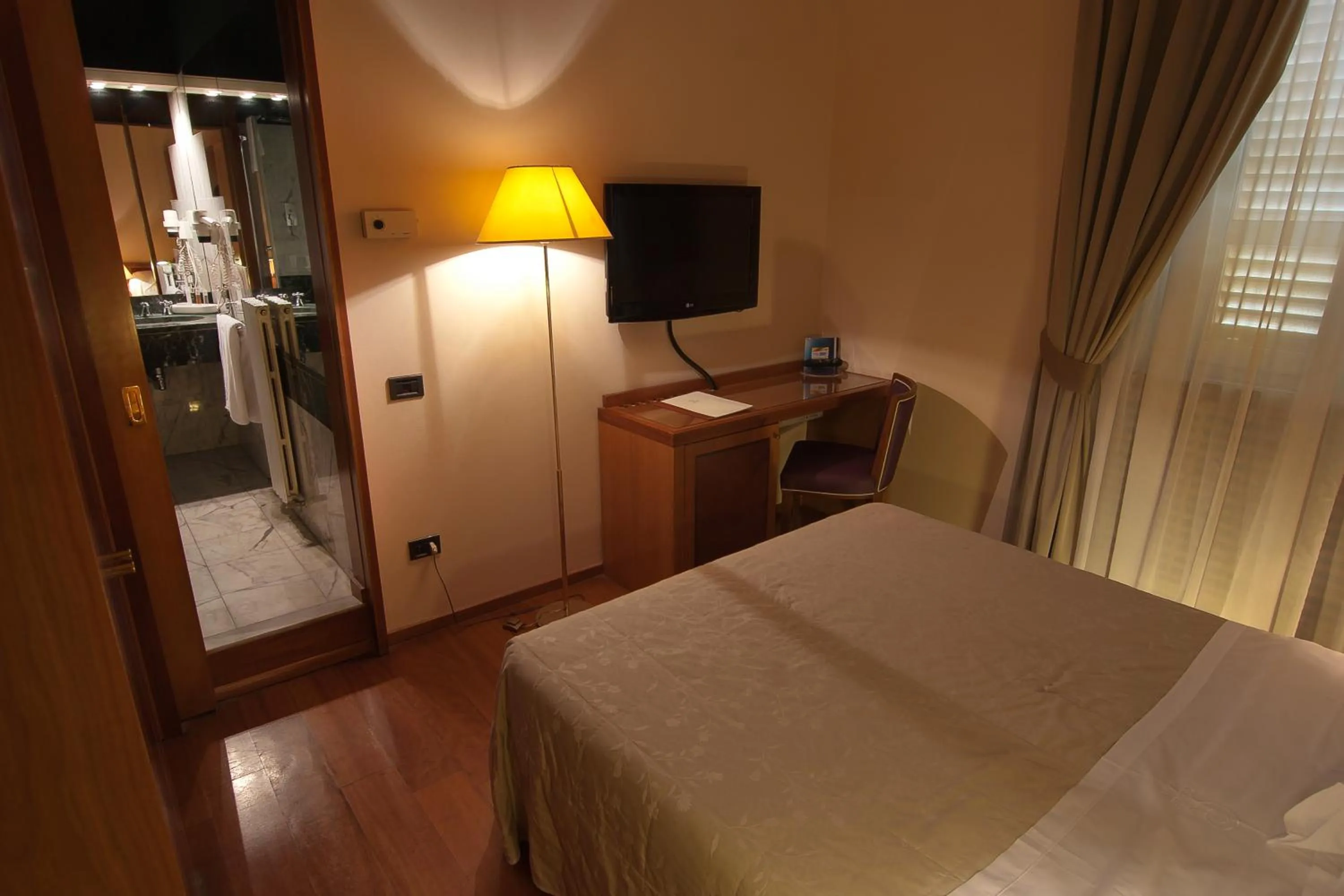 Photo of the whole room, Bed in Albergo Celide