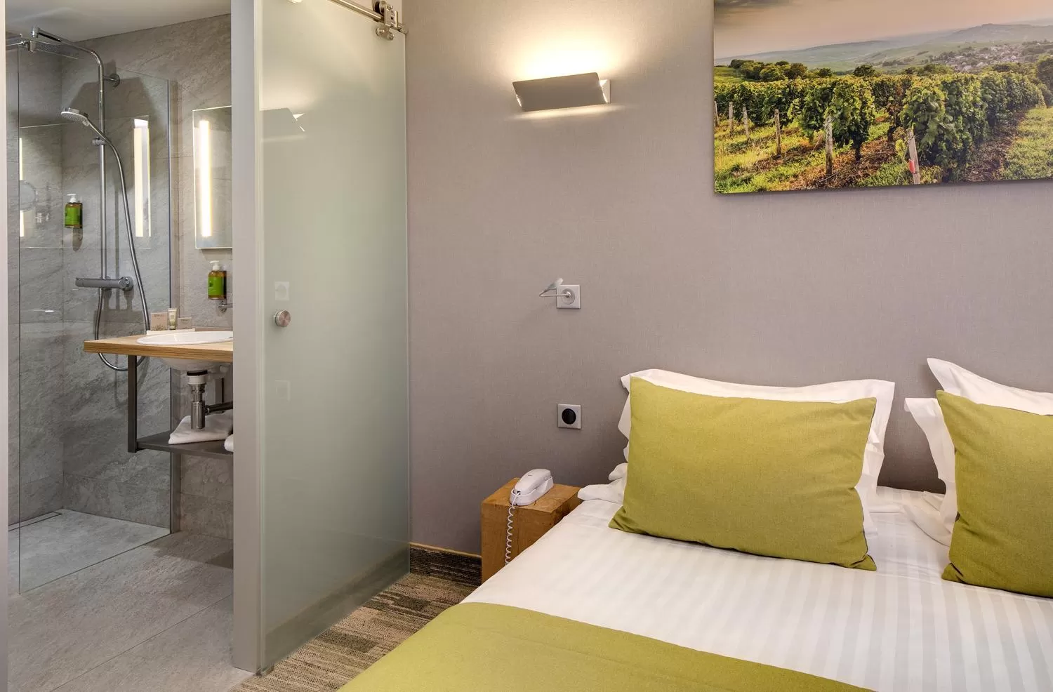 Photo of the whole room, Bed in Le Panoramic