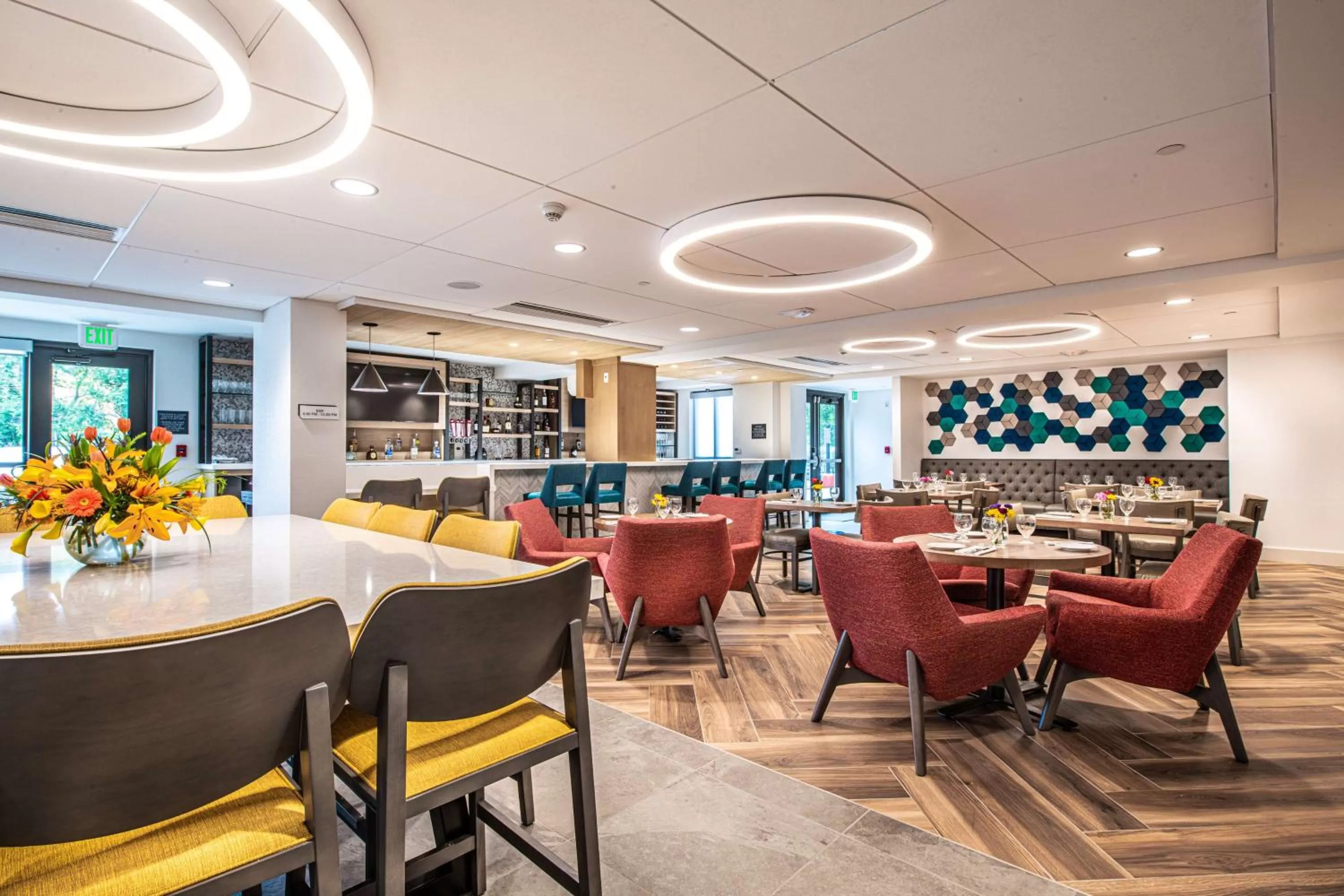 Restaurant/places to eat in Hilton Garden Inn Asheville South