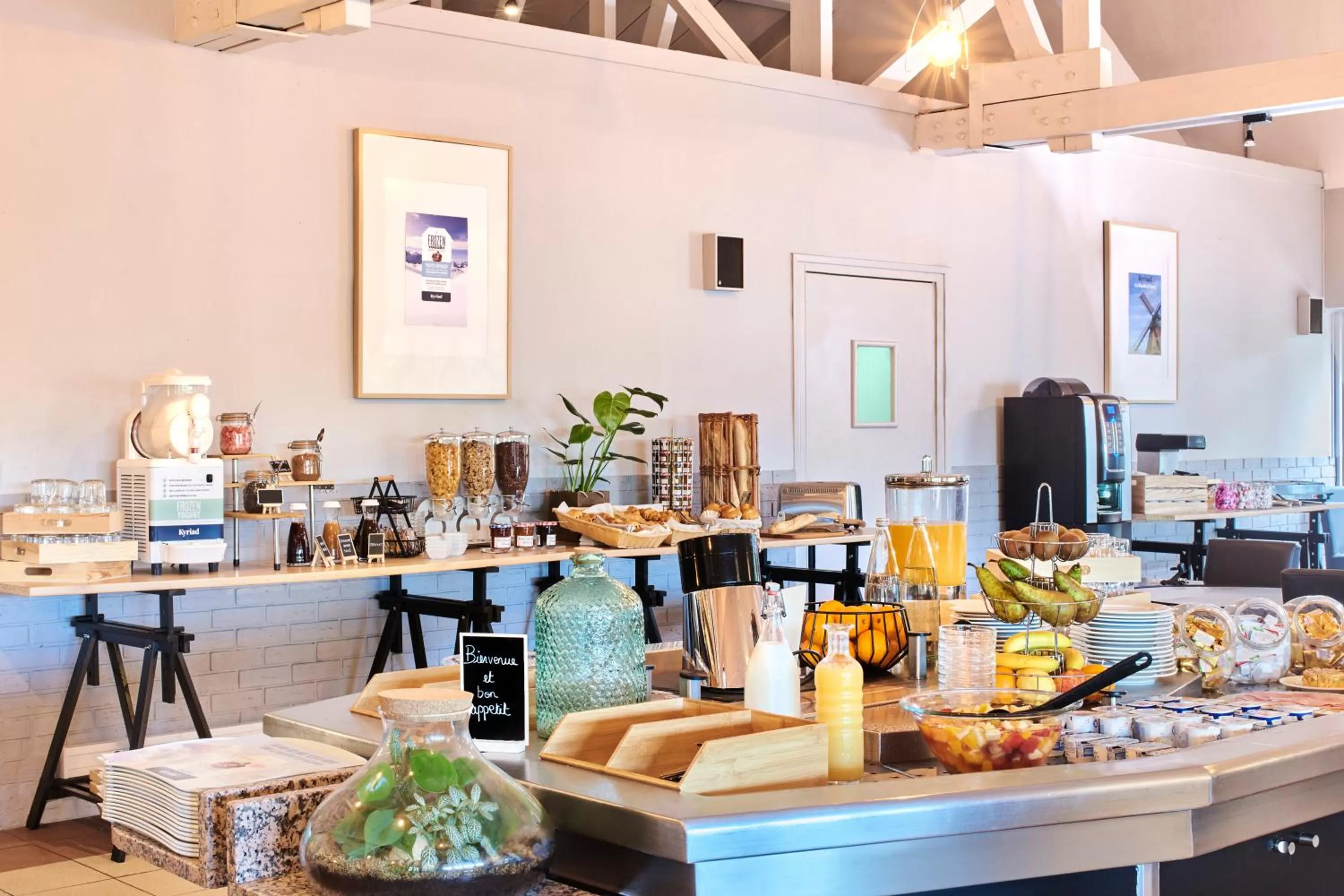 Breakfast in Kyriad Lille Est - Villeneuve d'Ascq