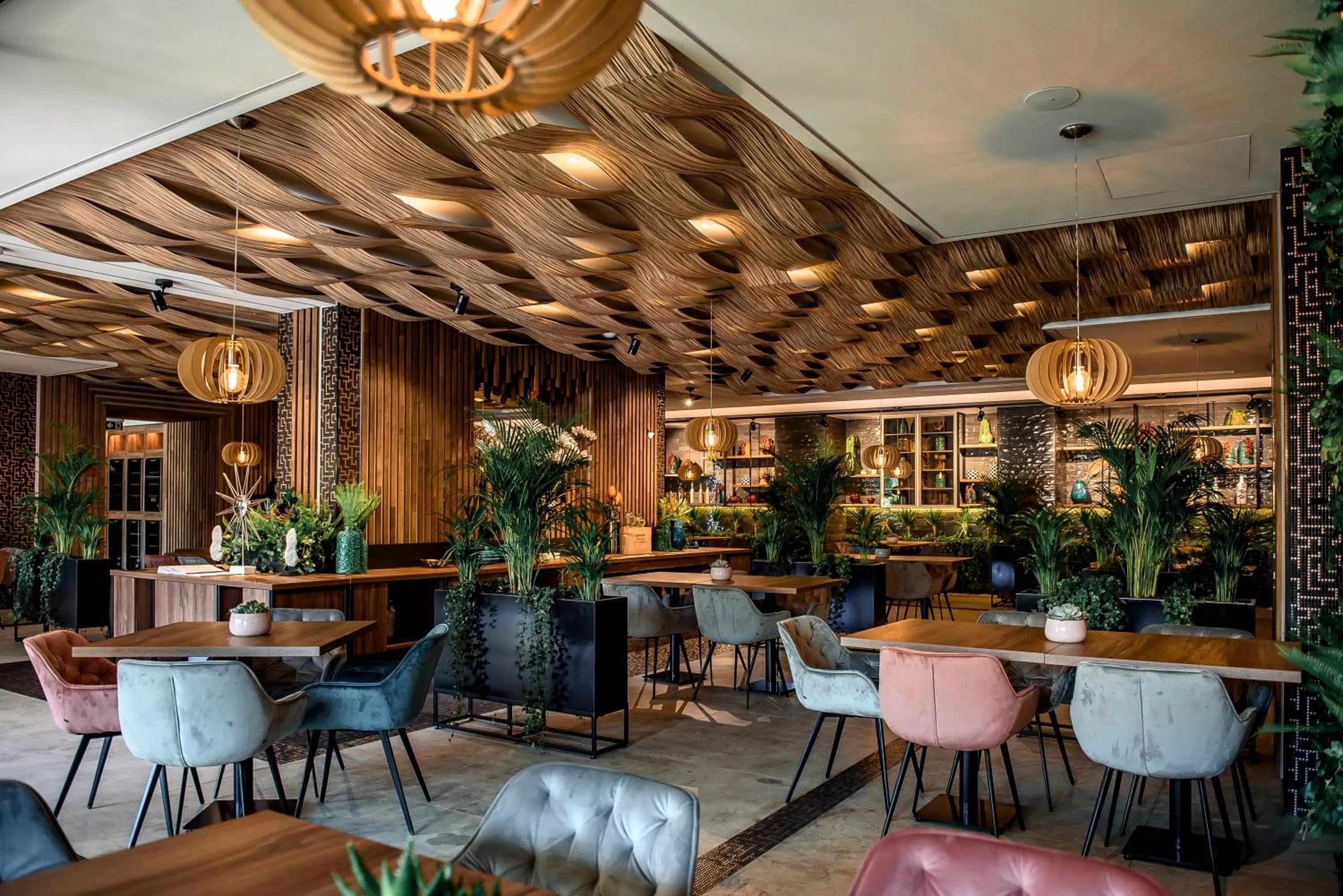 Restaurant/places to eat in Ramada by Wyndham Ramnicu Valcea