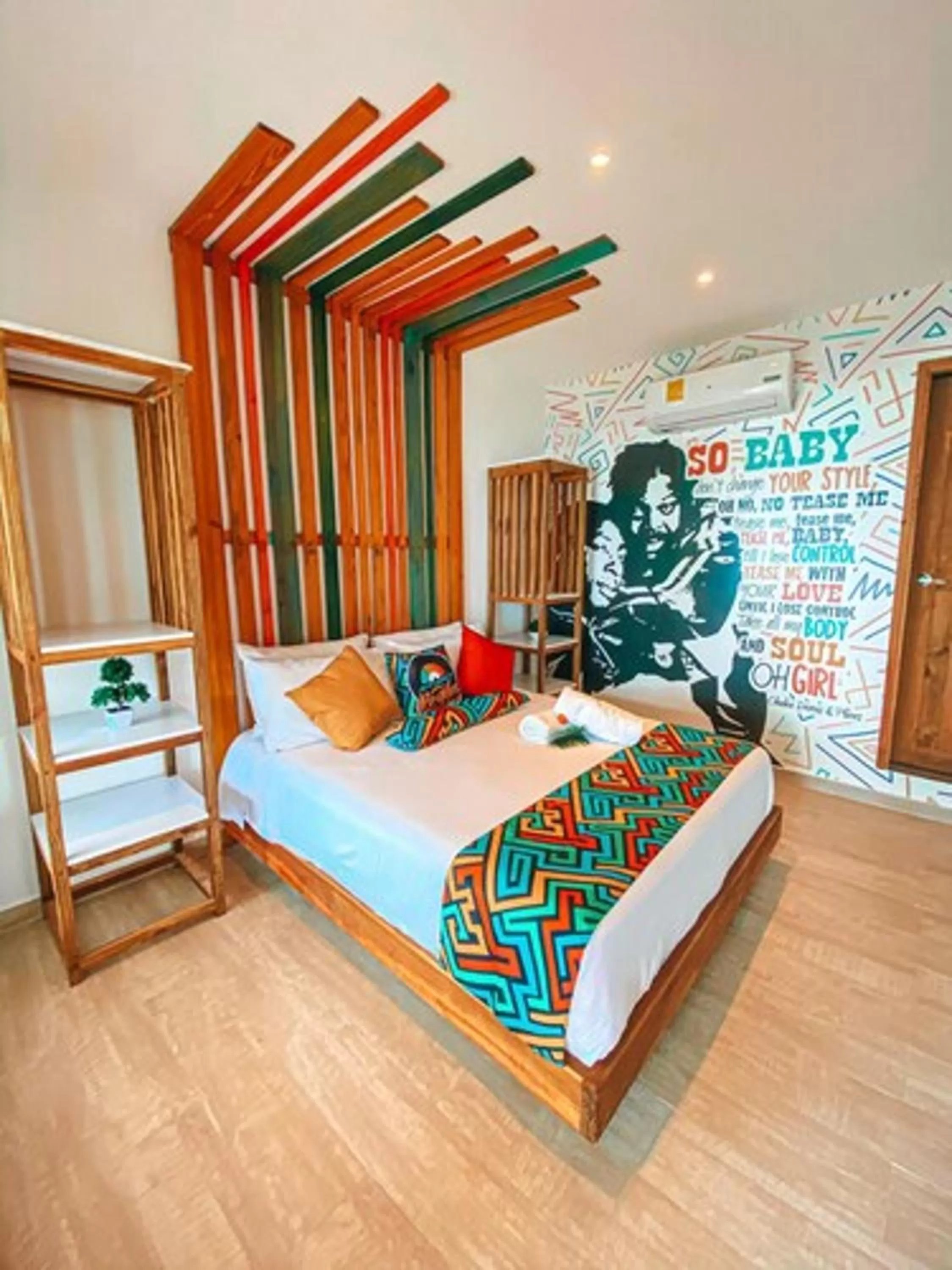 Bedroom, Bed in In Di House of Reggae Boutique