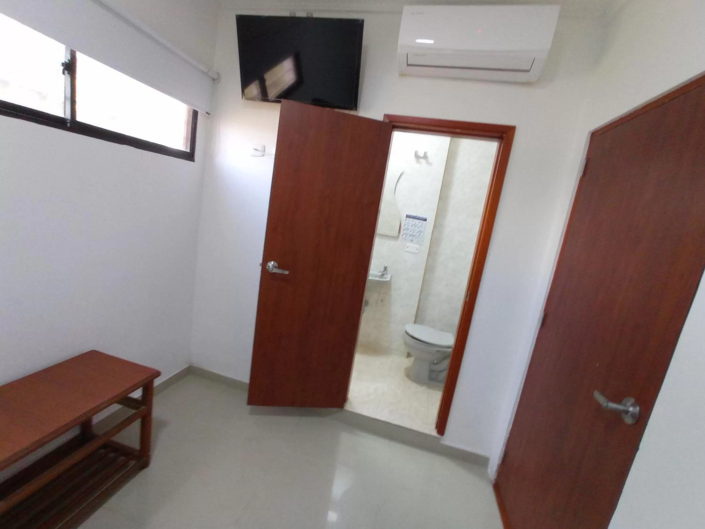 Bathroom in Hotel Tamaca Real