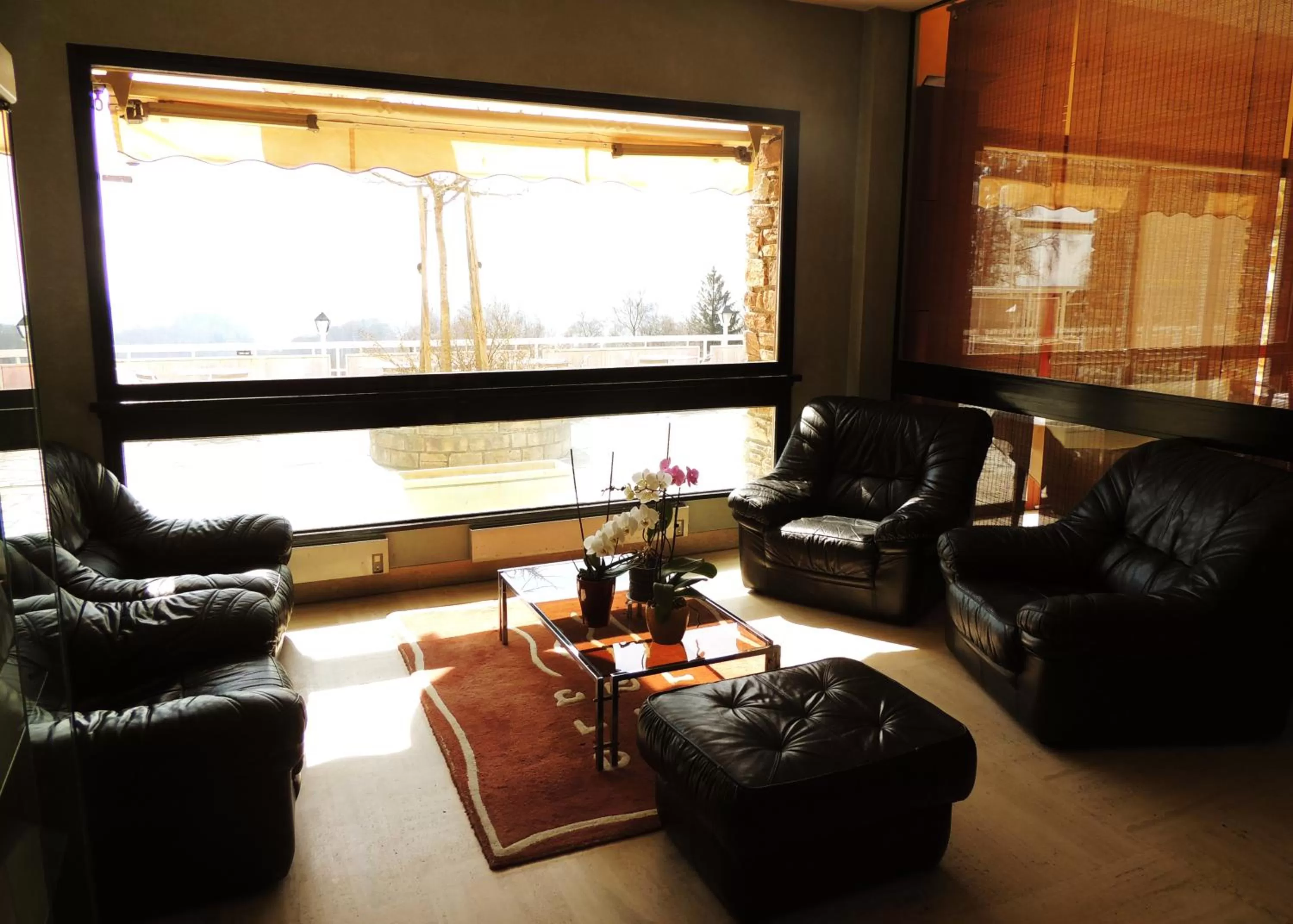 Lobby or reception in authentic by balladins – Rodez / Le Ségala