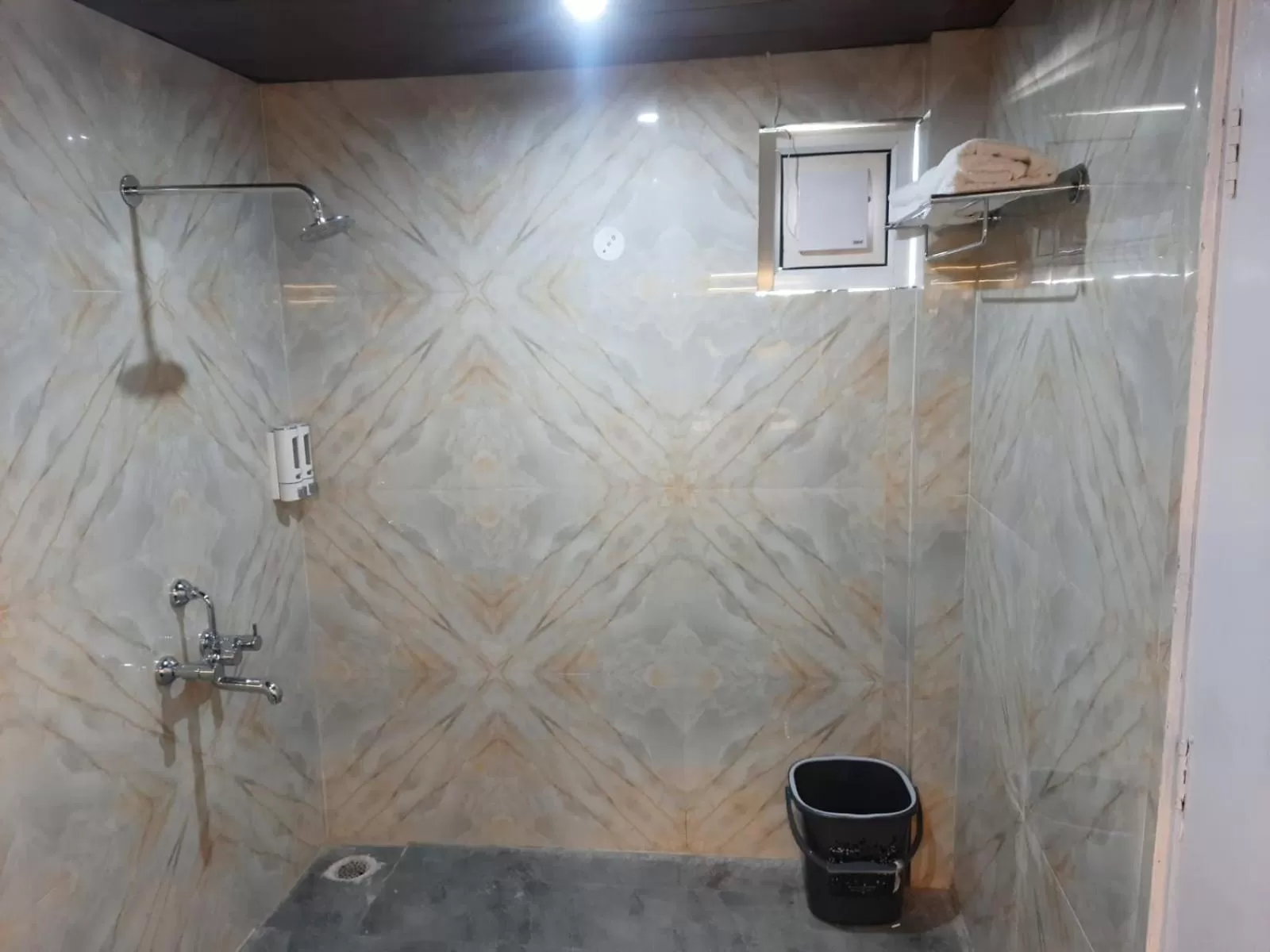 Apartment in Blue Pine Orchards