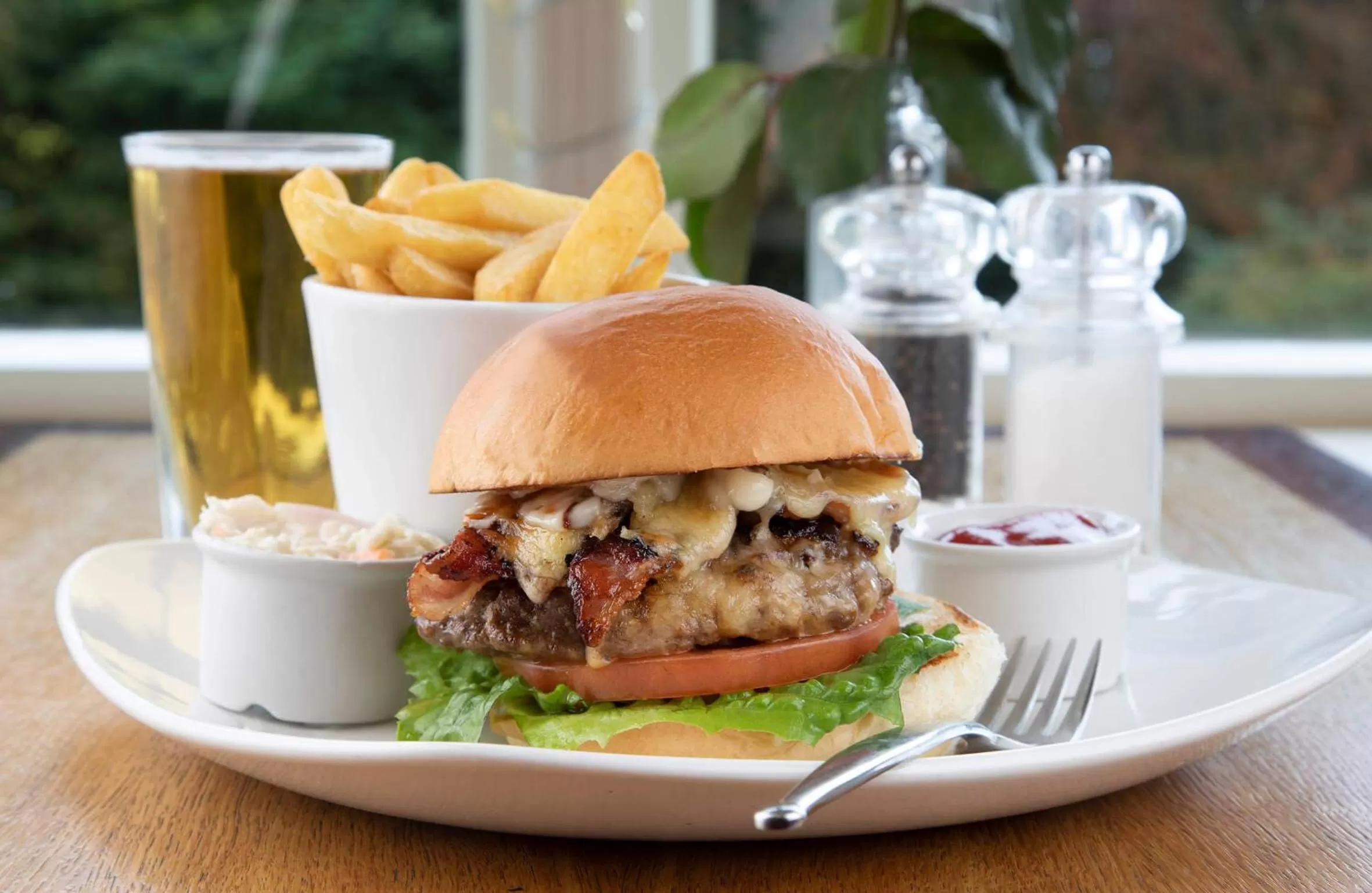 Food and drinks in The Murray Park Hotel