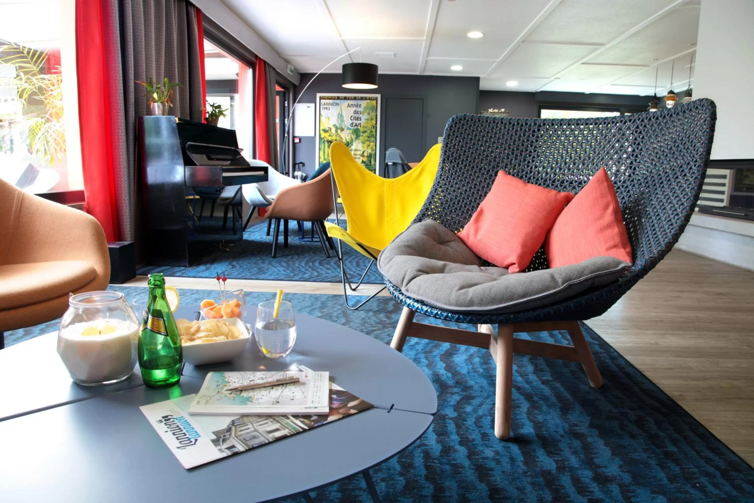 Lobby or reception in Kyriad Lannion-Perros-Guirec