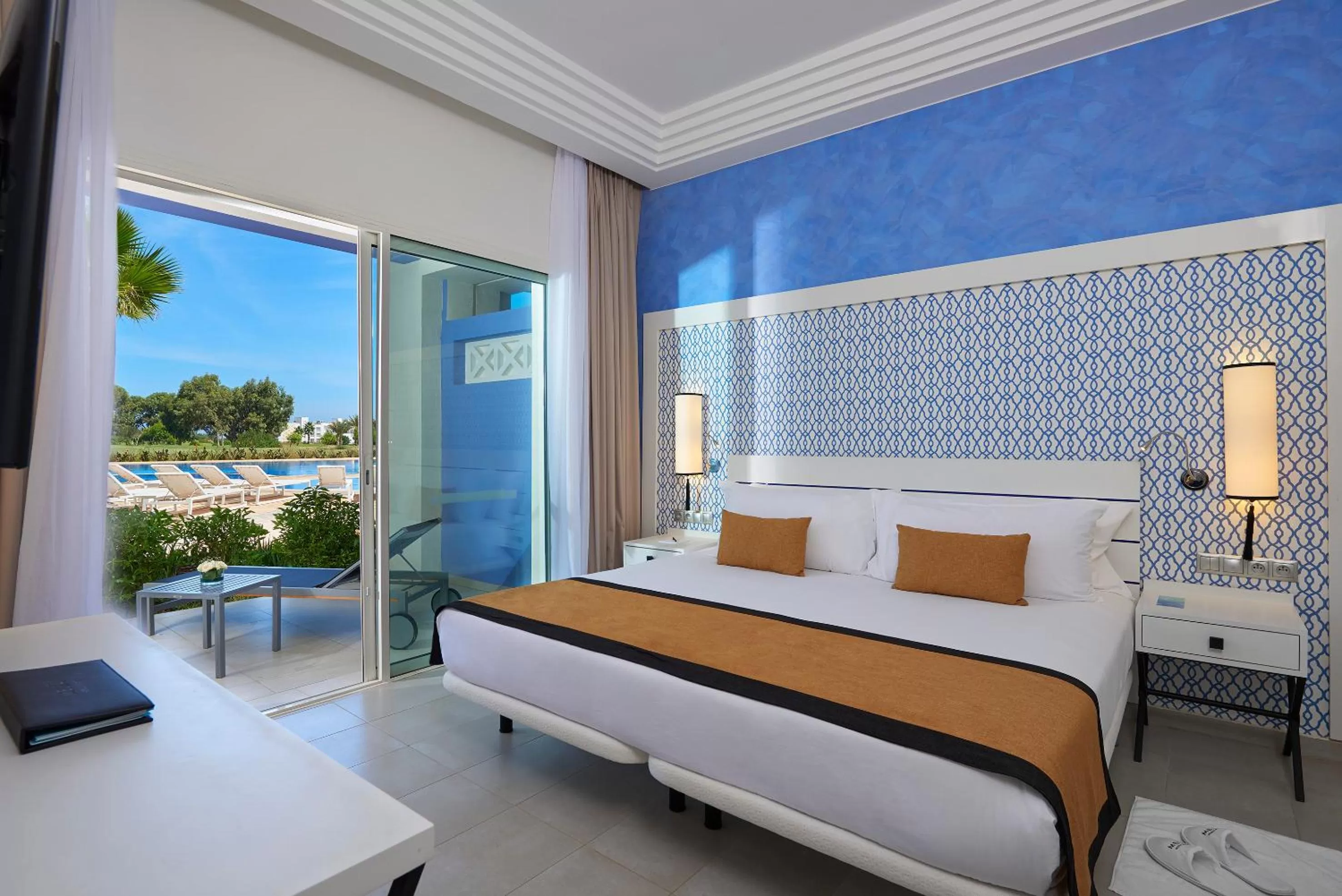 Bedroom, Bed in Radisson Blu Resort, Saidia Garden