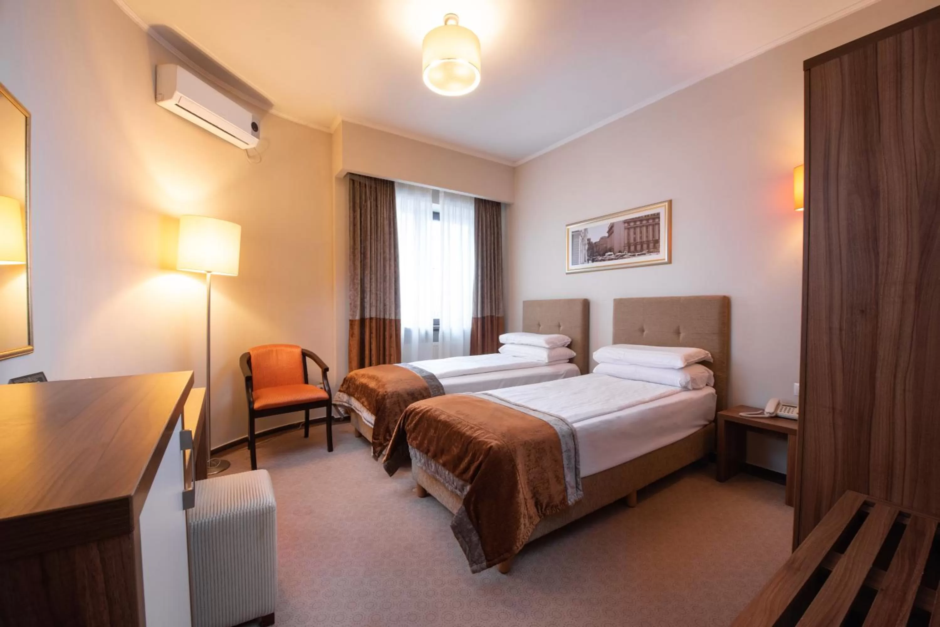 Photo of the whole room, Bed in Hotel Ambasador