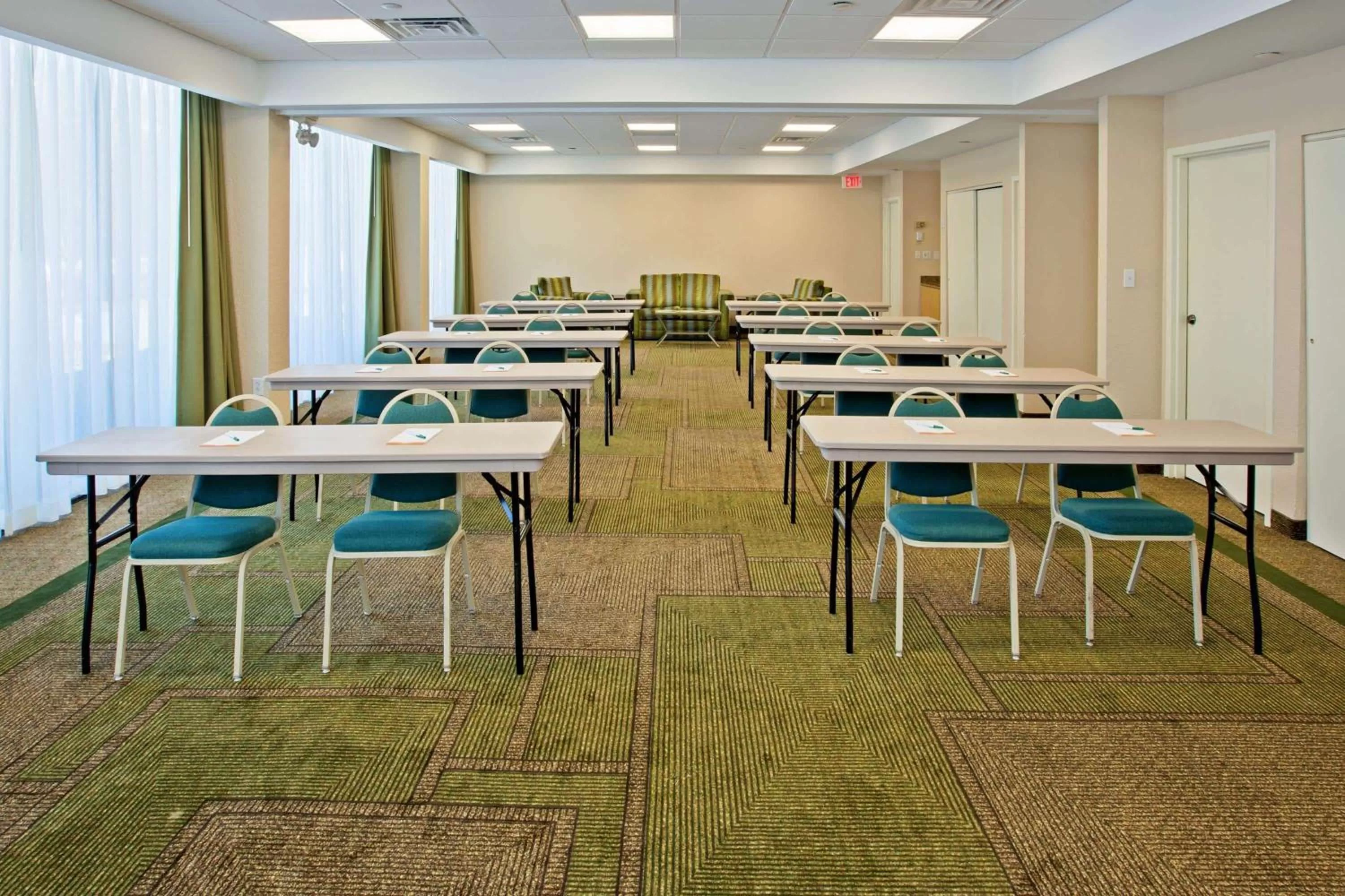 On site in La Quinta by Wyndham Nashville Airport/Opryland