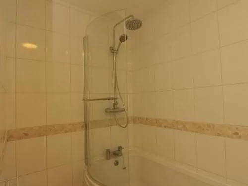 Bathroom in Gail's Guest House