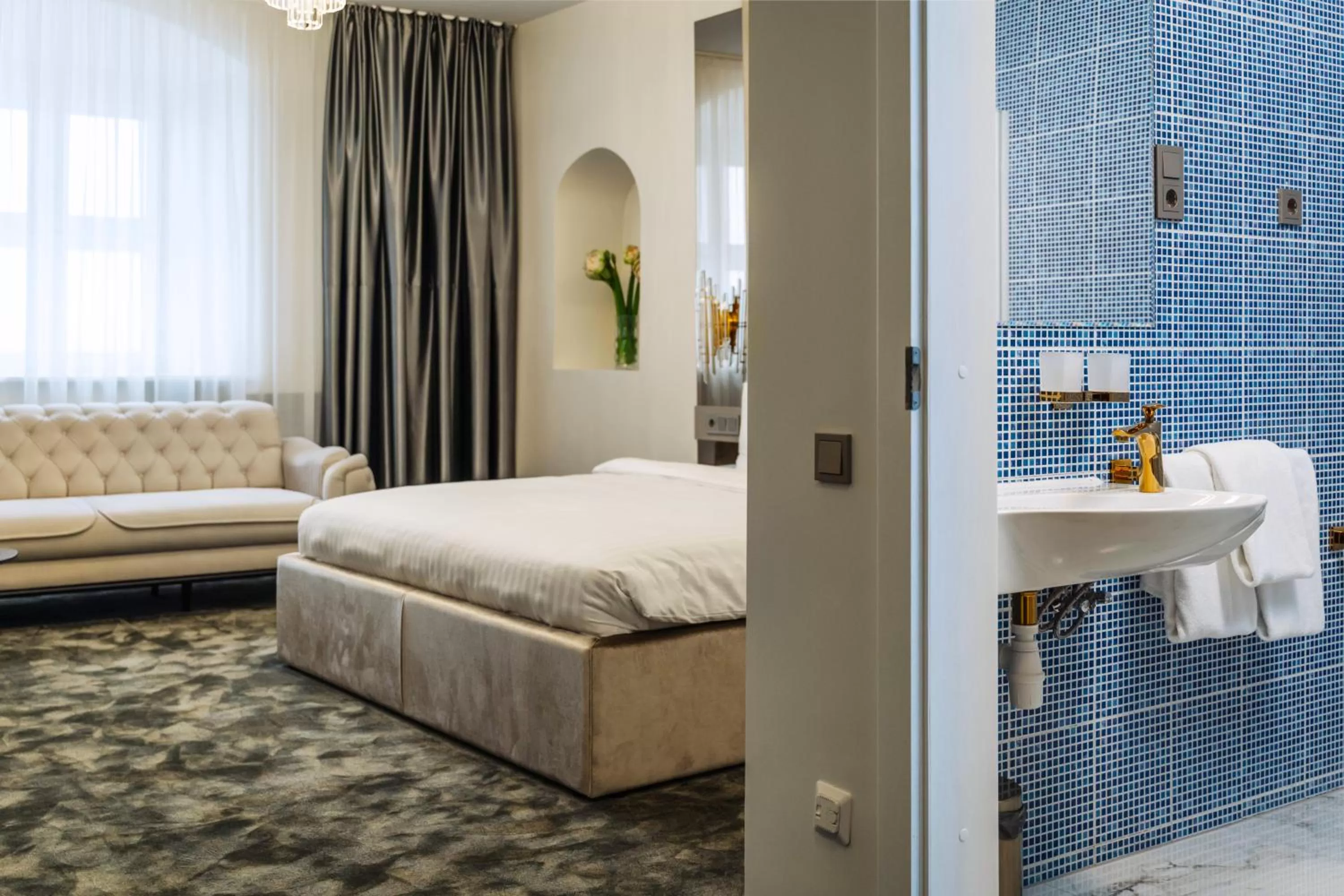 Bed in St Palace Hotel