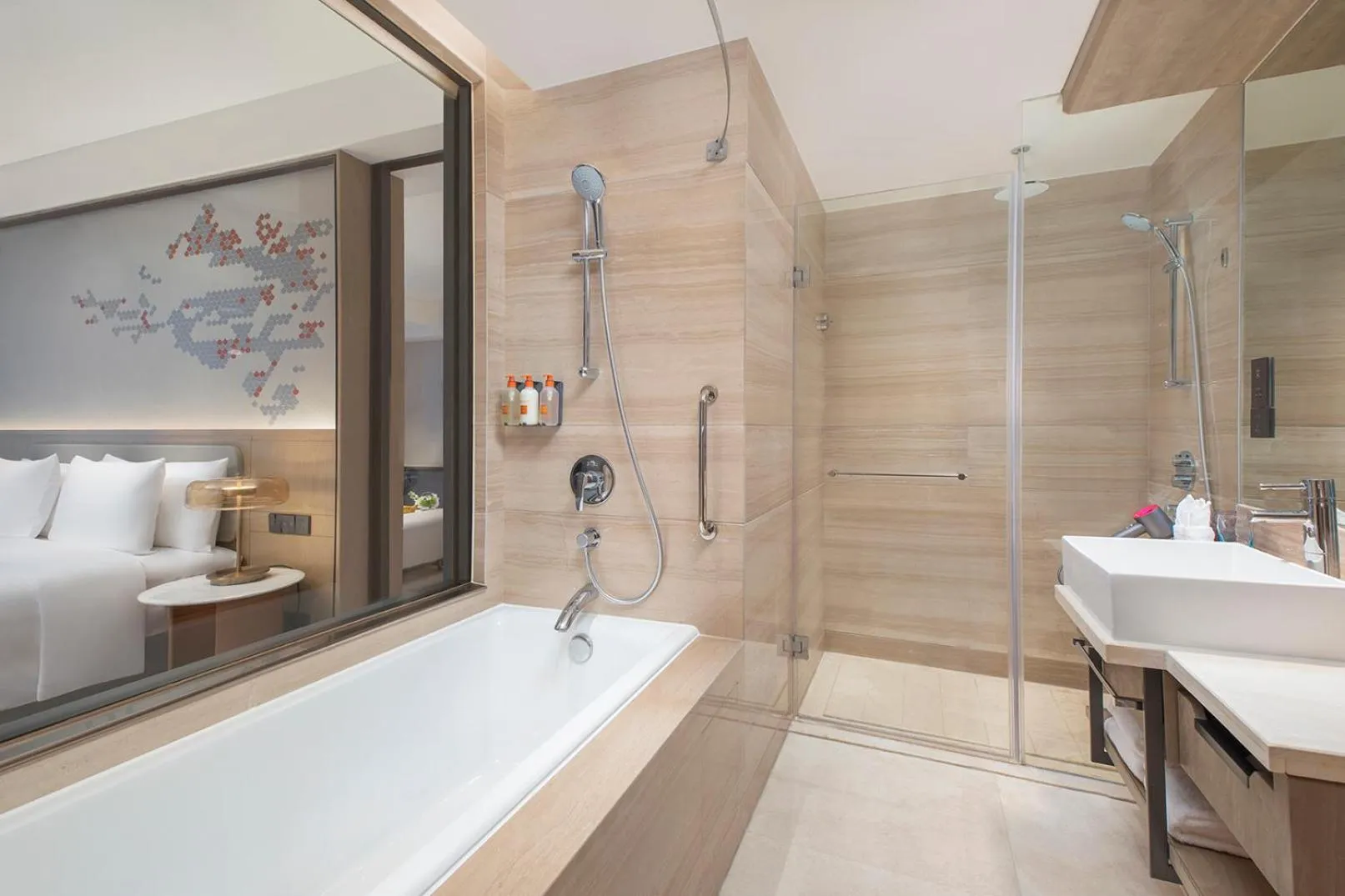 Shower in Crowne Plaza Shanghai Jinxiu by IHG