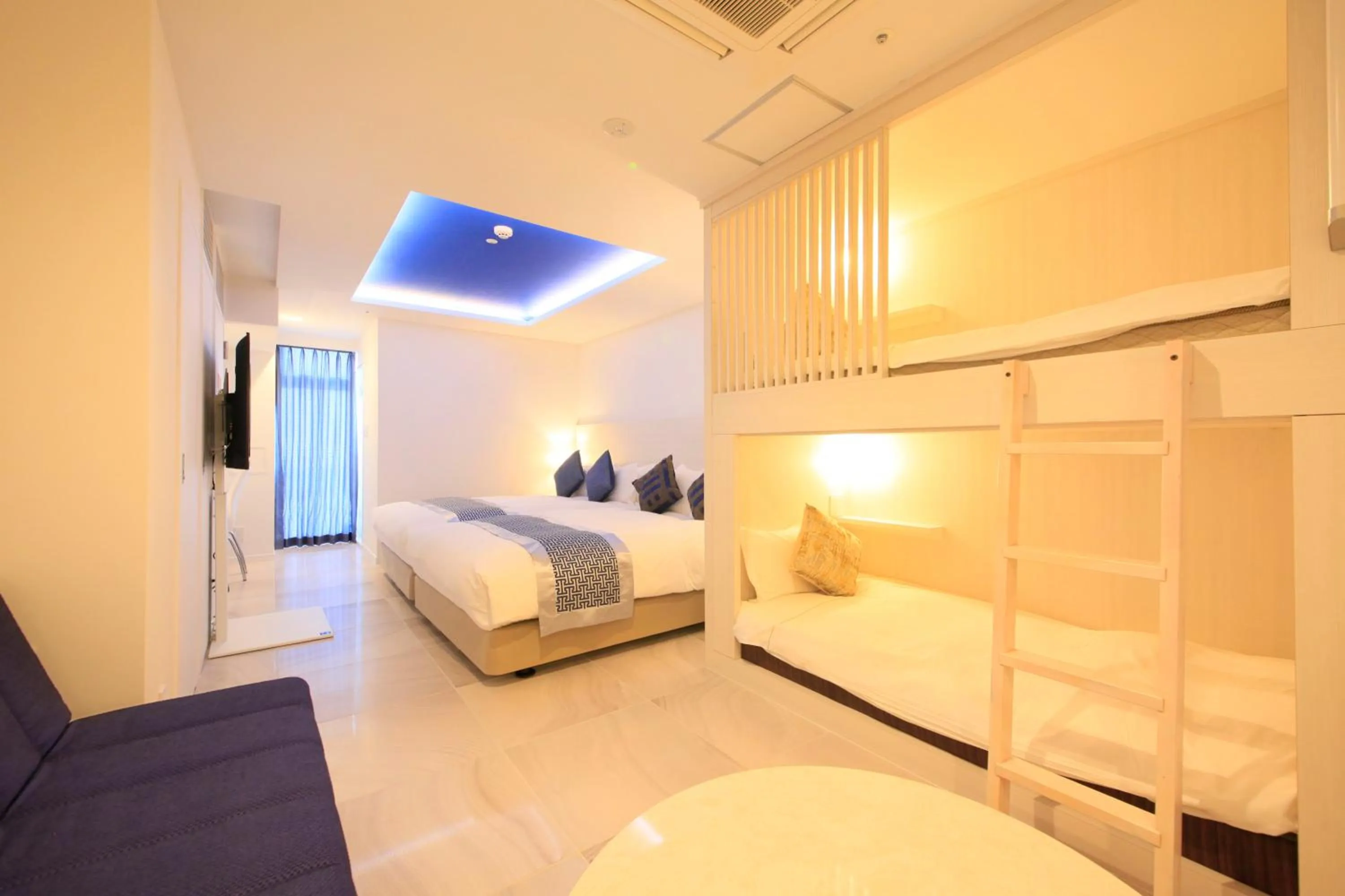 Photo of the whole room, Bed in Centurion Hotel Residential Akasaka Station