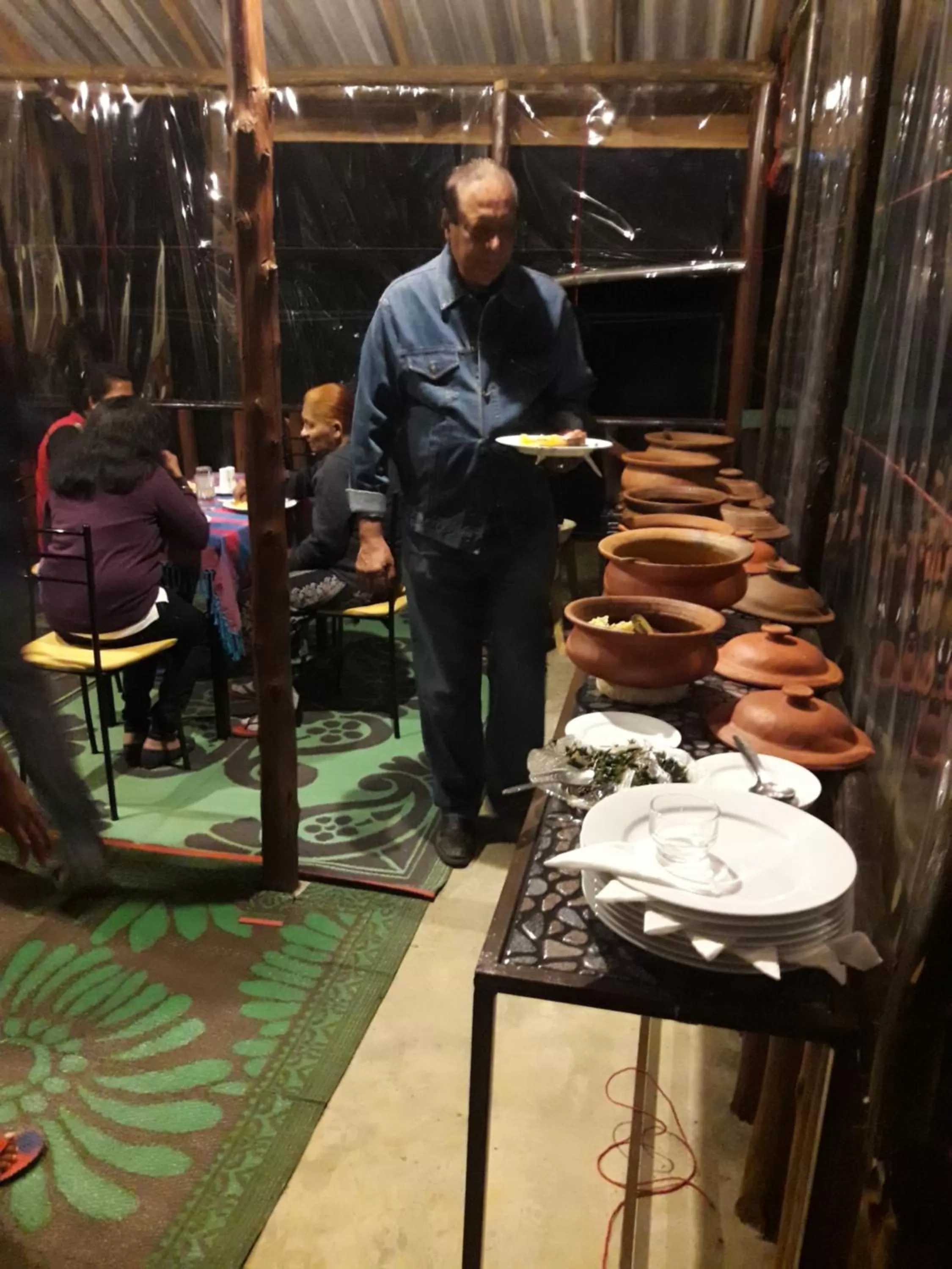 Jayasinghe Holiday Resort