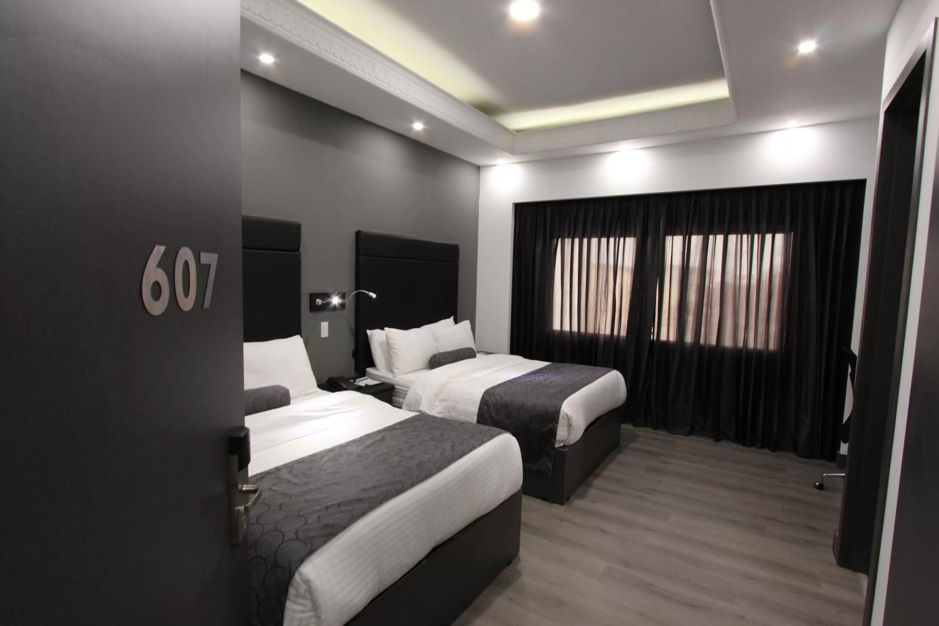 Photo of the whole room, Bed in Hotel San Fernando Real