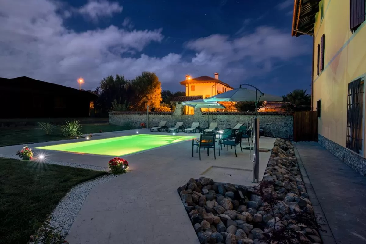 Swimming pool in Casa Pellis
