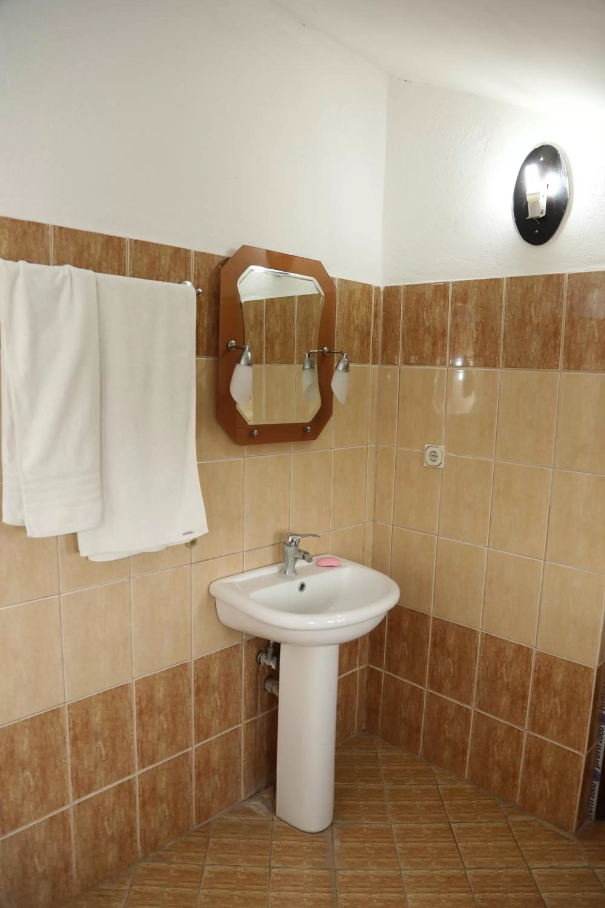 Bathroom in Hotel Villa Kabashi