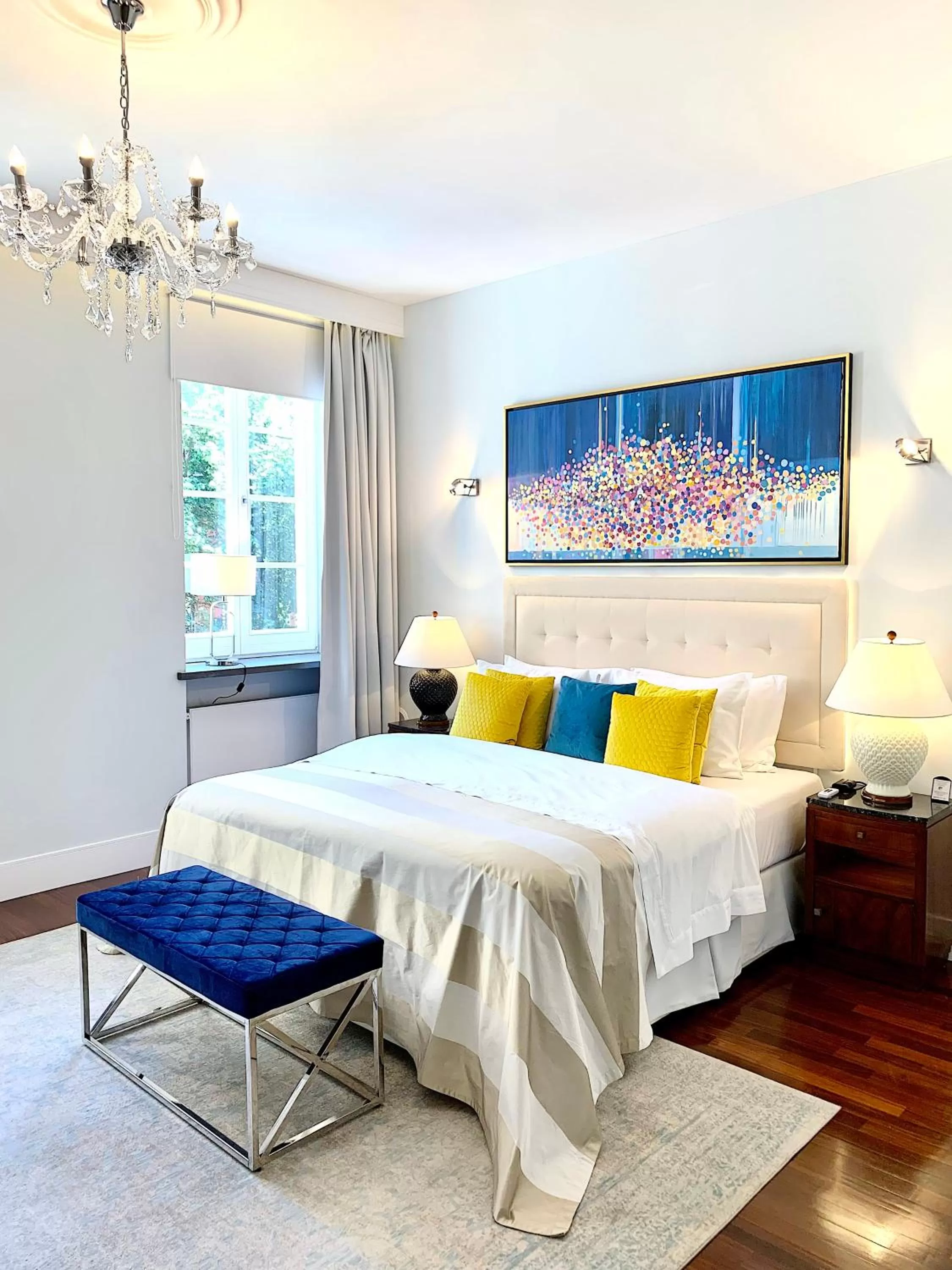 Bedroom, Bed in Luxury Apartments MONDRIAN Market Square II