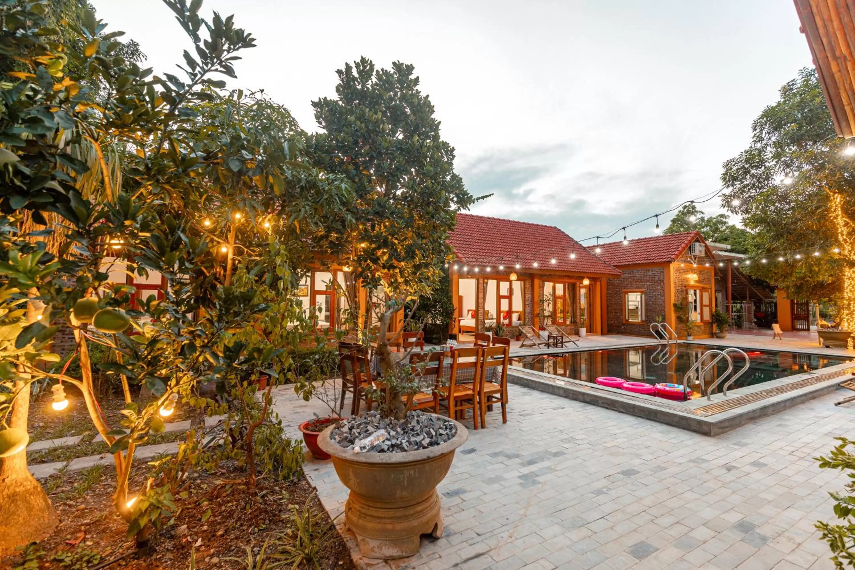 Tam Coc mountain bungalow