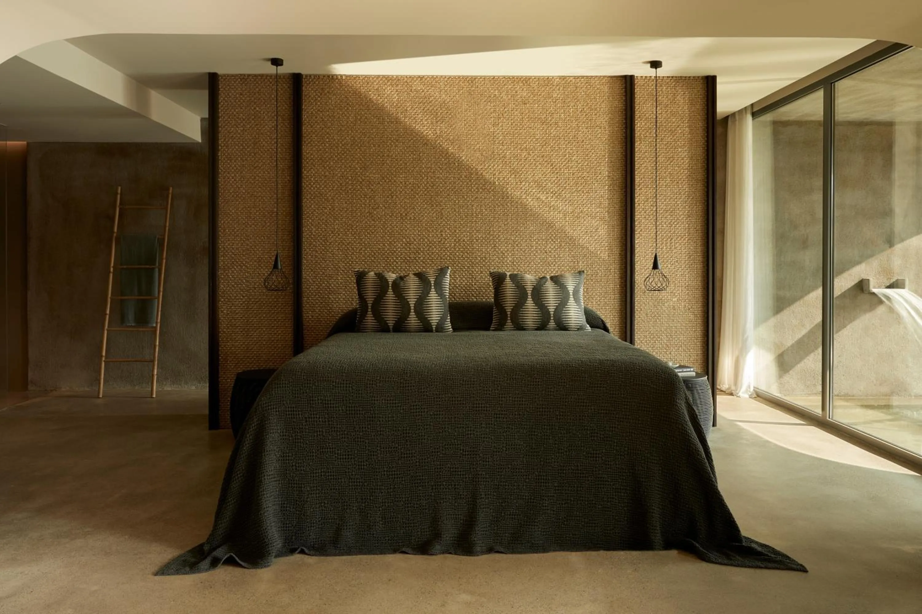 Bedroom, Bed in Minos Palace Resort - Adults Only