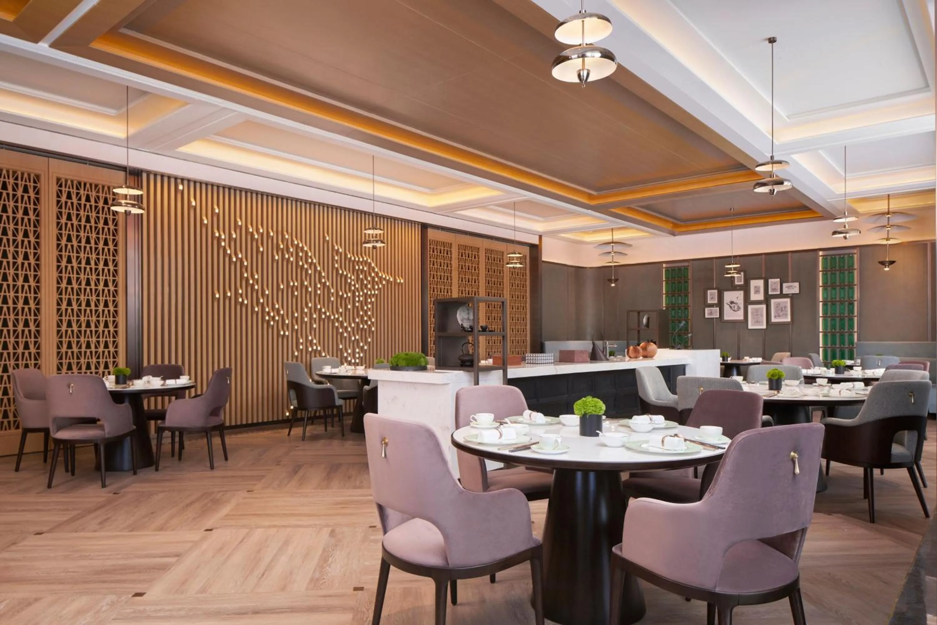 Restaurant/places to eat in Tianjin Marriott Hotel National Convention and Exhibition Center