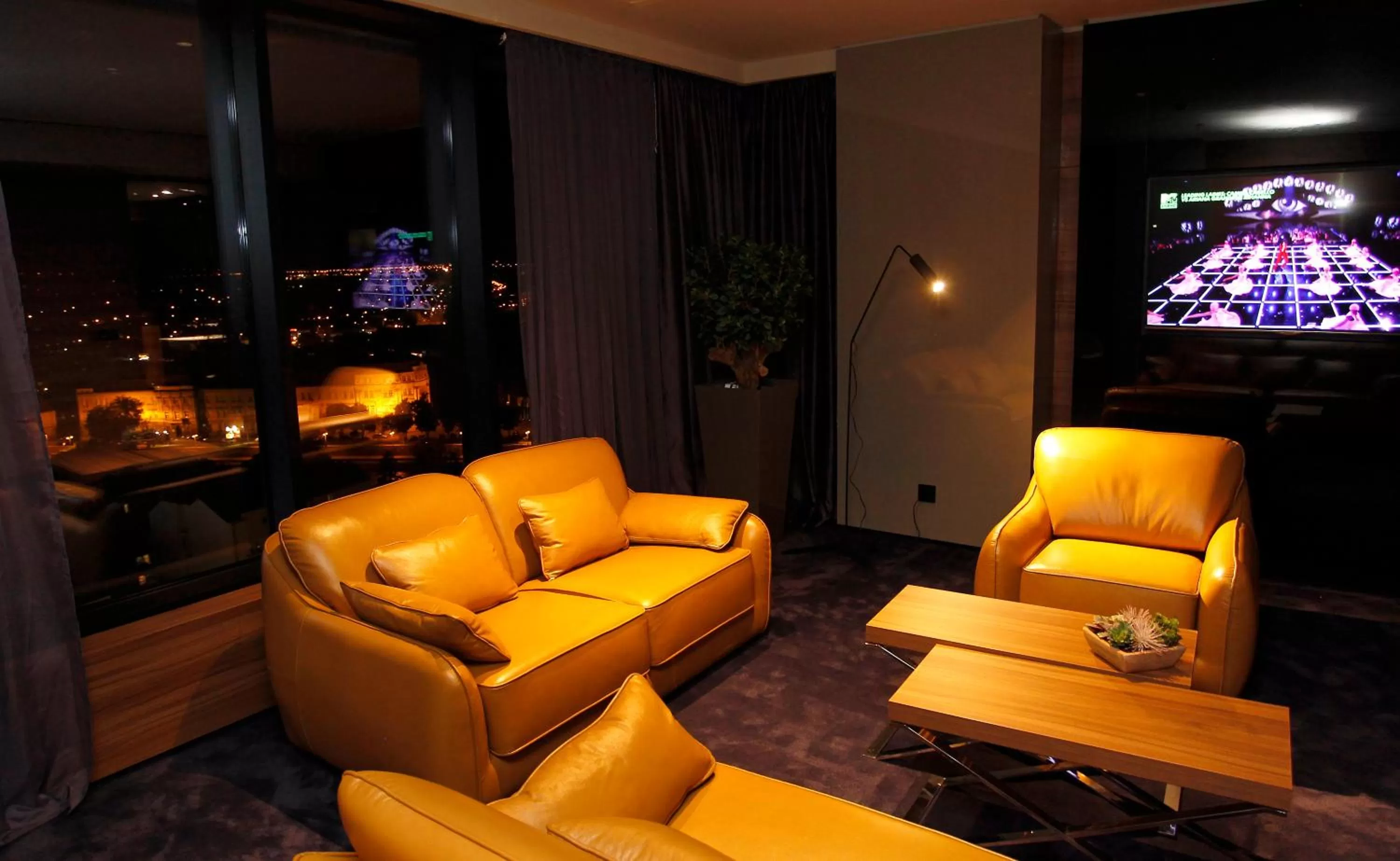 VIP in Ambasador Hotel