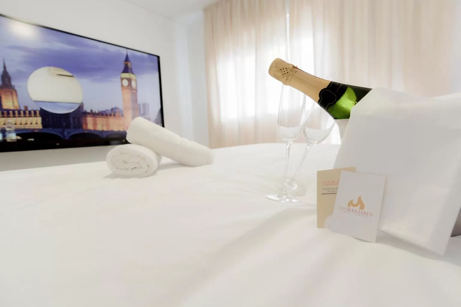 Photo of the whole room, Bed in Hotel Los Manjares