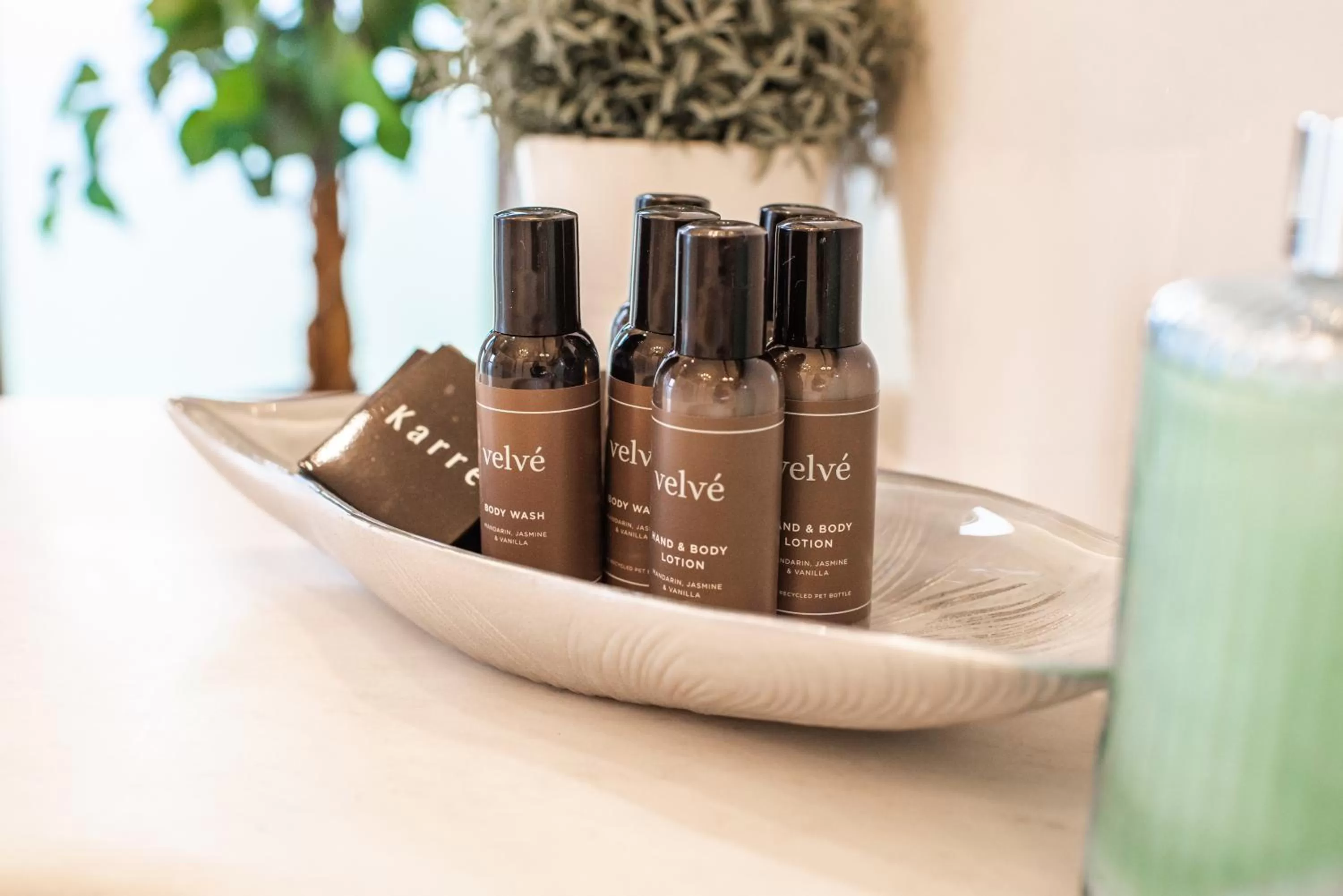 Bathroom in Errigal Country House Hotel