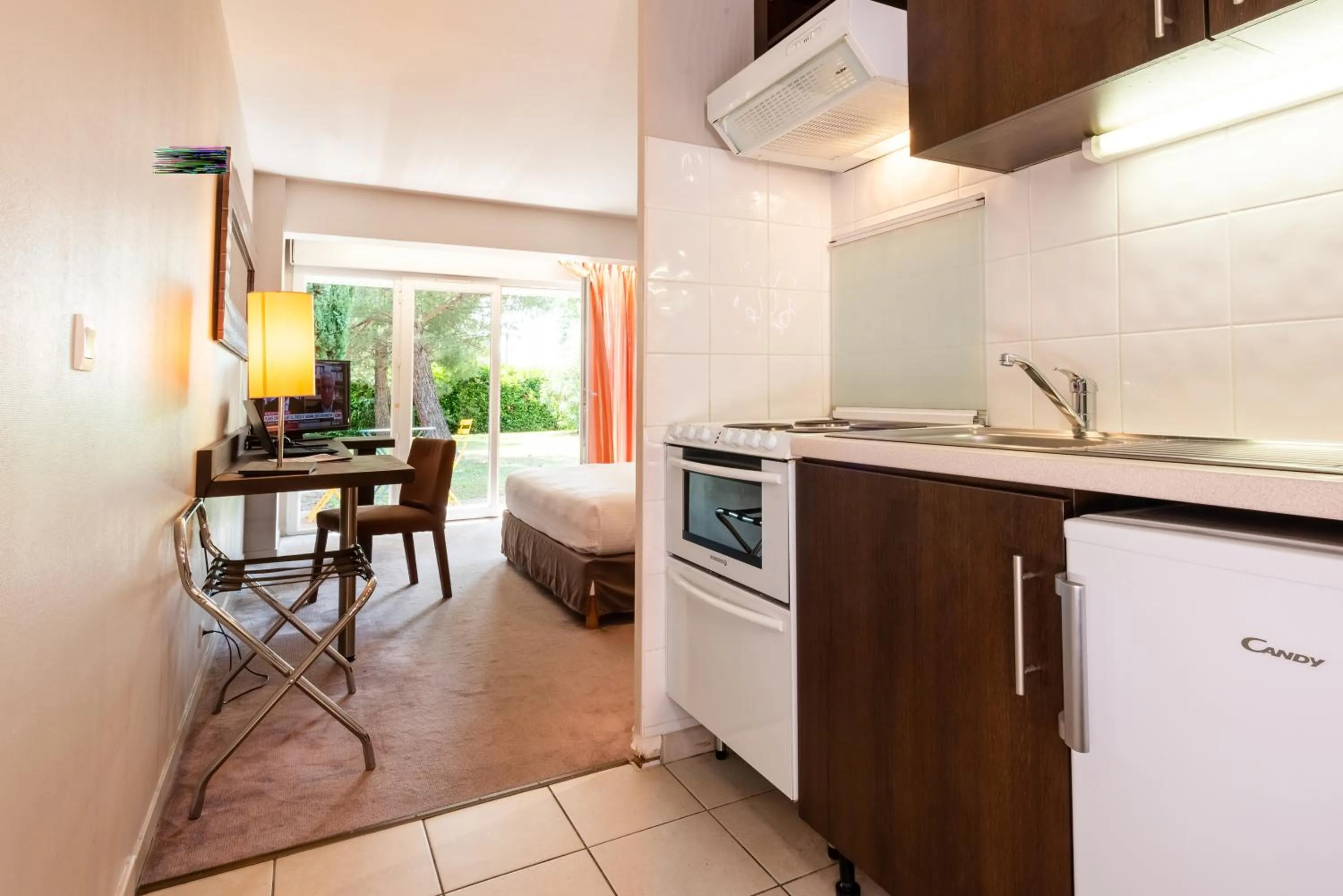 Studio double bed in Residence de Diane - Toulouse