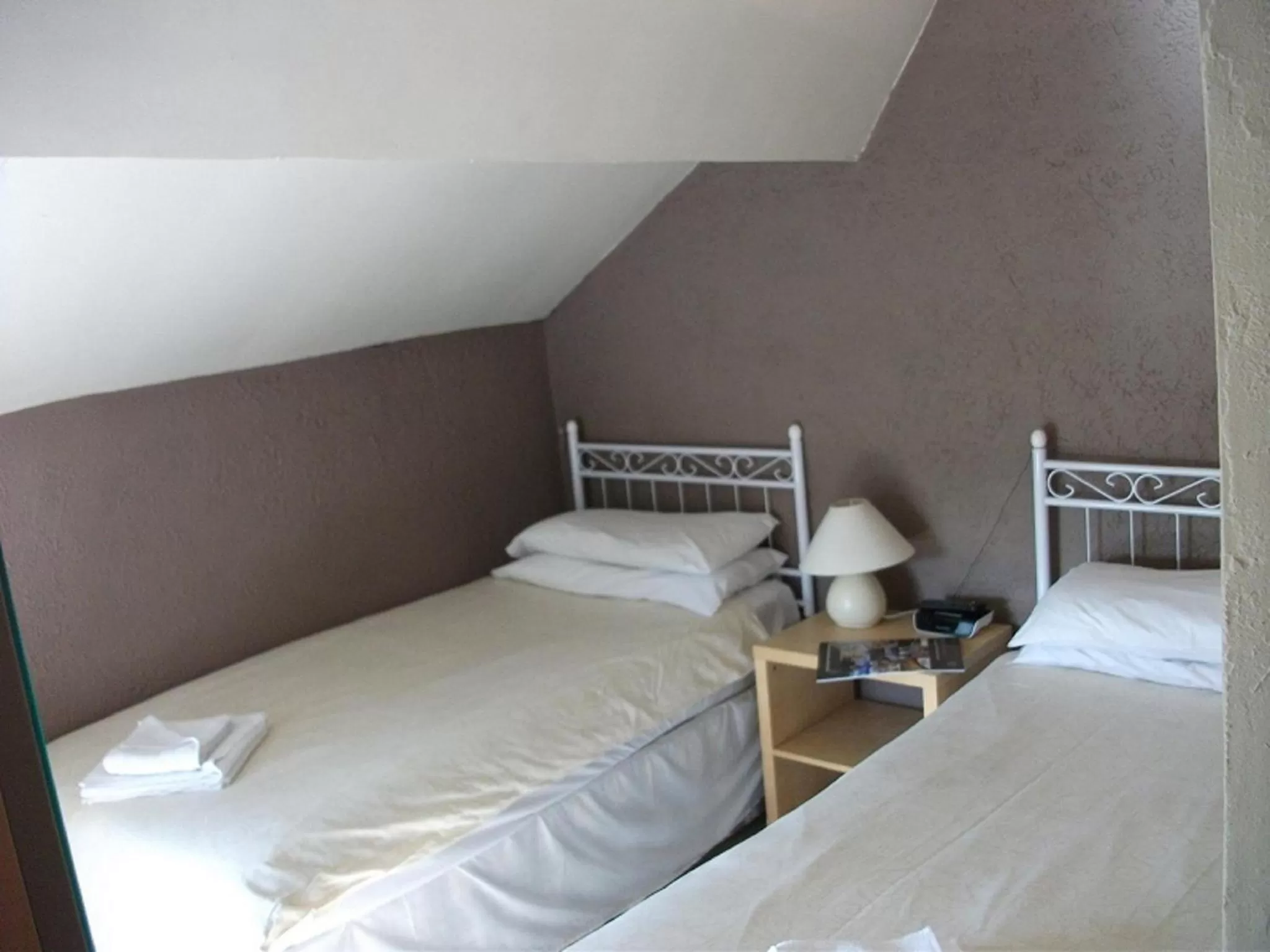 Club Twin Room in The Lantern Pike Inn