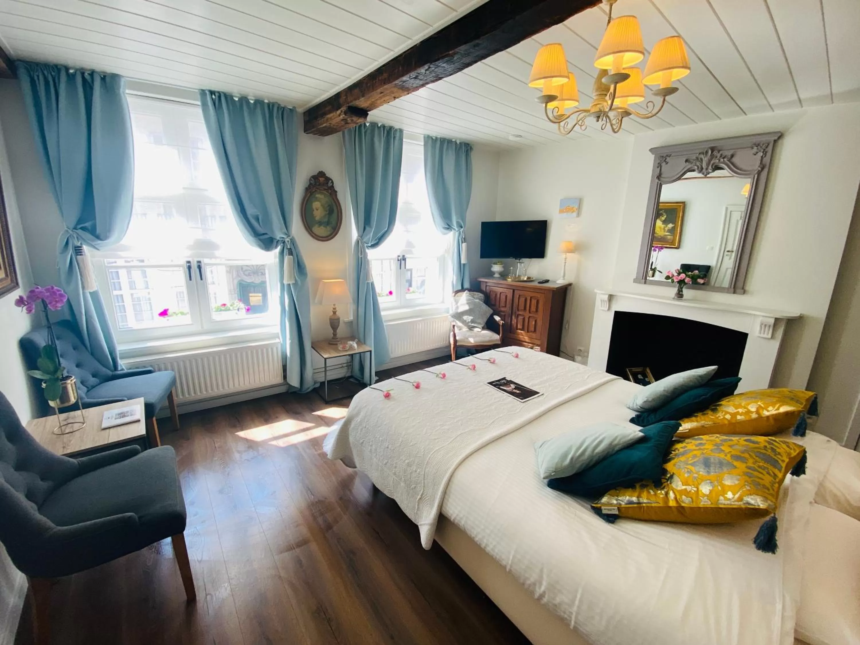 Bed in The White Queen B&B