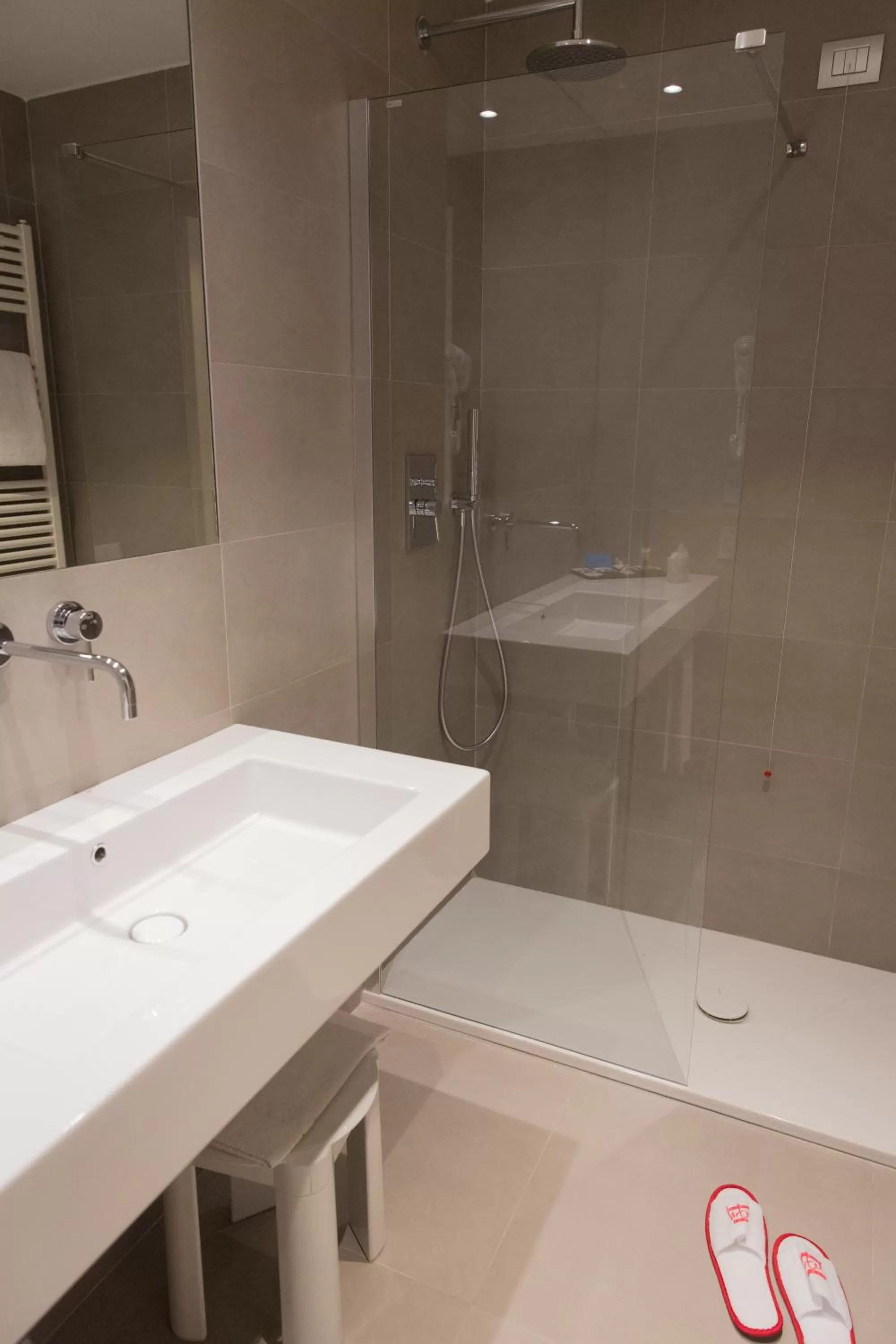 Shower in Art Hotel Museo