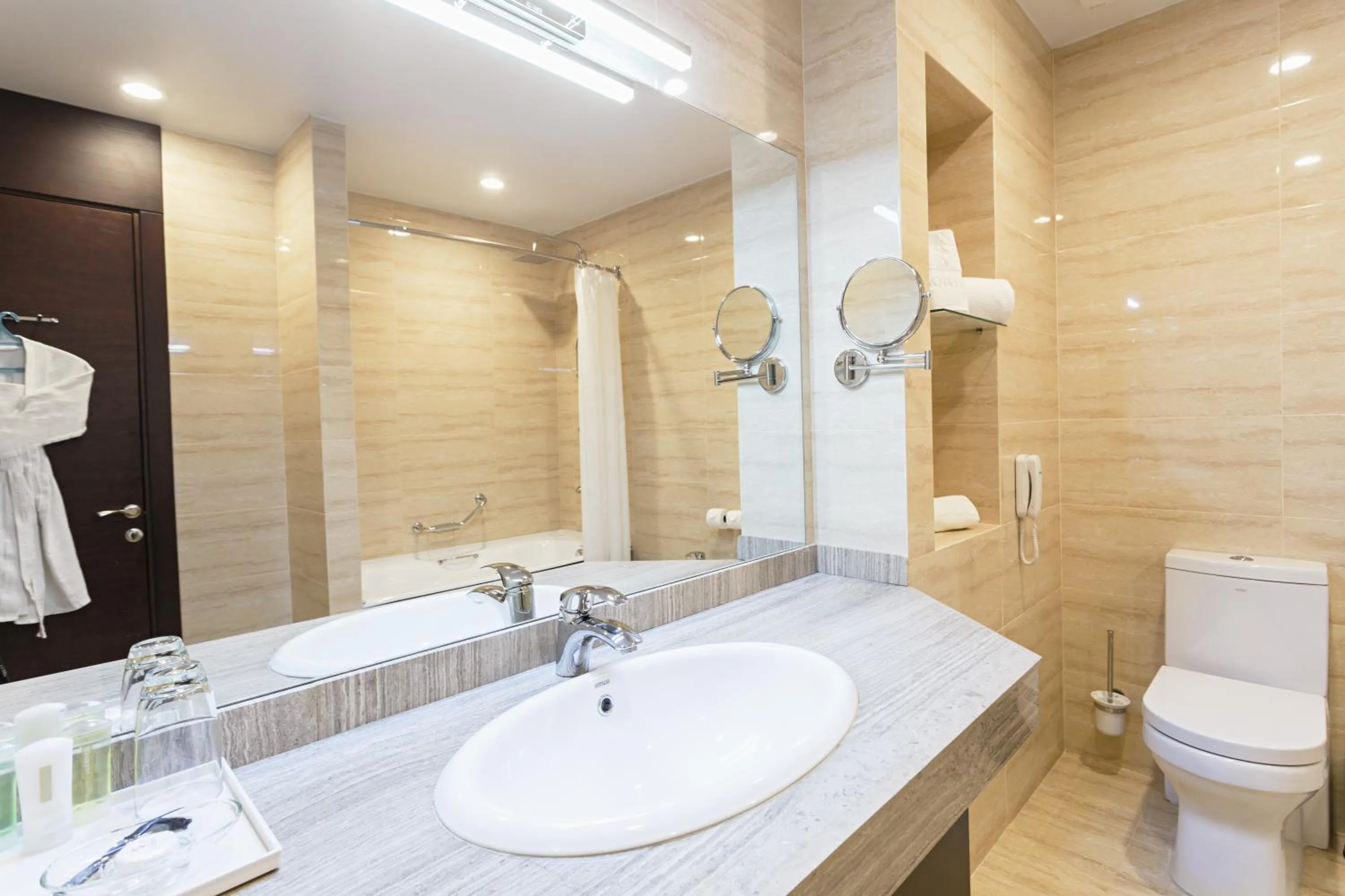 Bathroom in Solutel Hotel