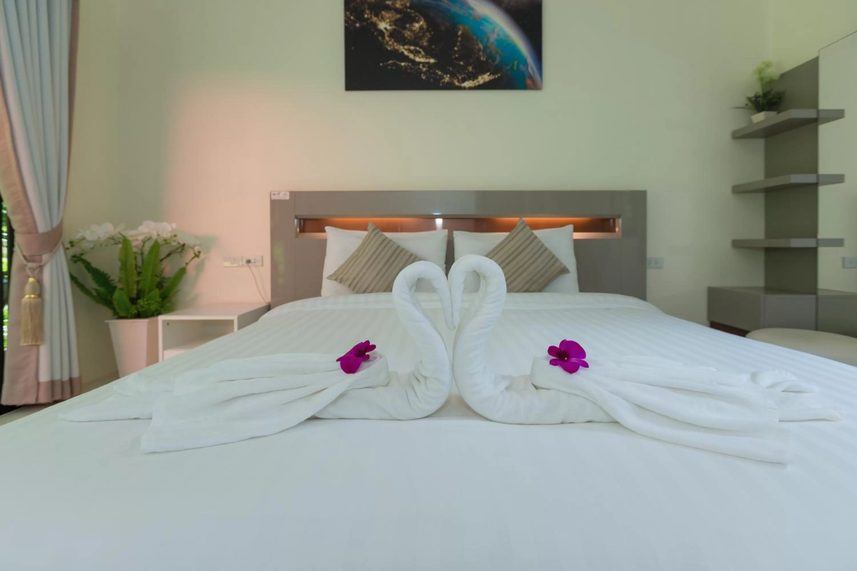 Bed in Garden Villa Khaolak