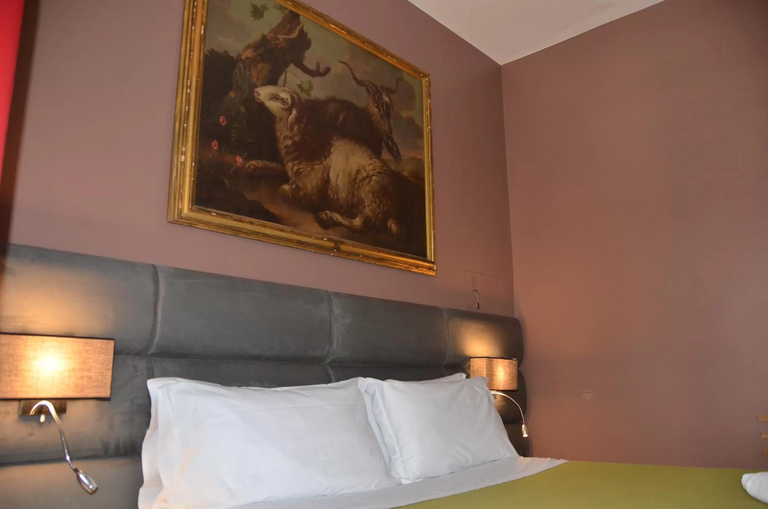 Bedroom, Bed in Sweet Home Parioli