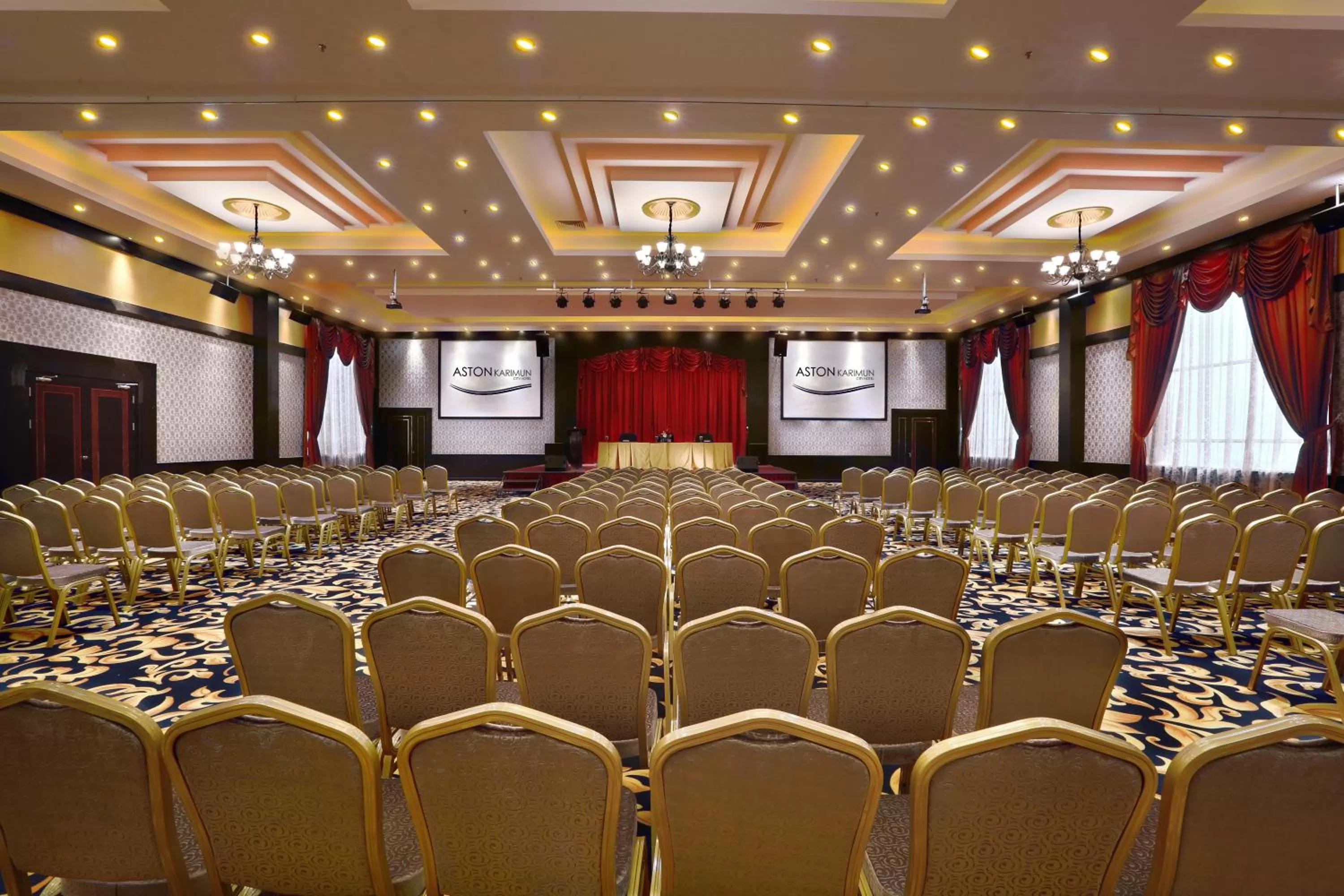 Business facilities in Aston Karimun City Hotel
