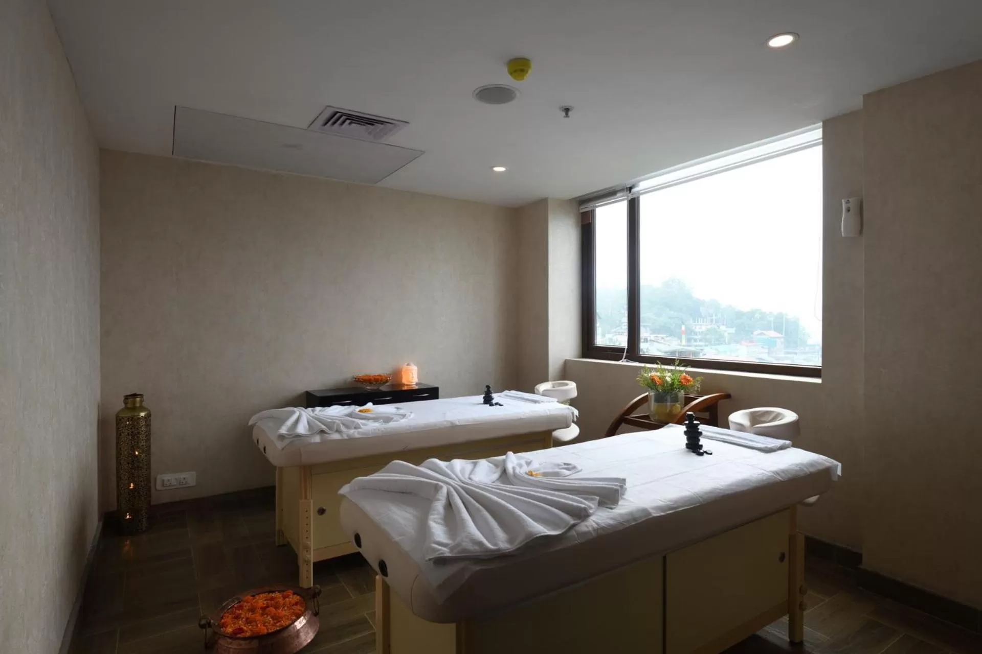 Ramada by Wyndham Gangtok Hotel & Casino Golden