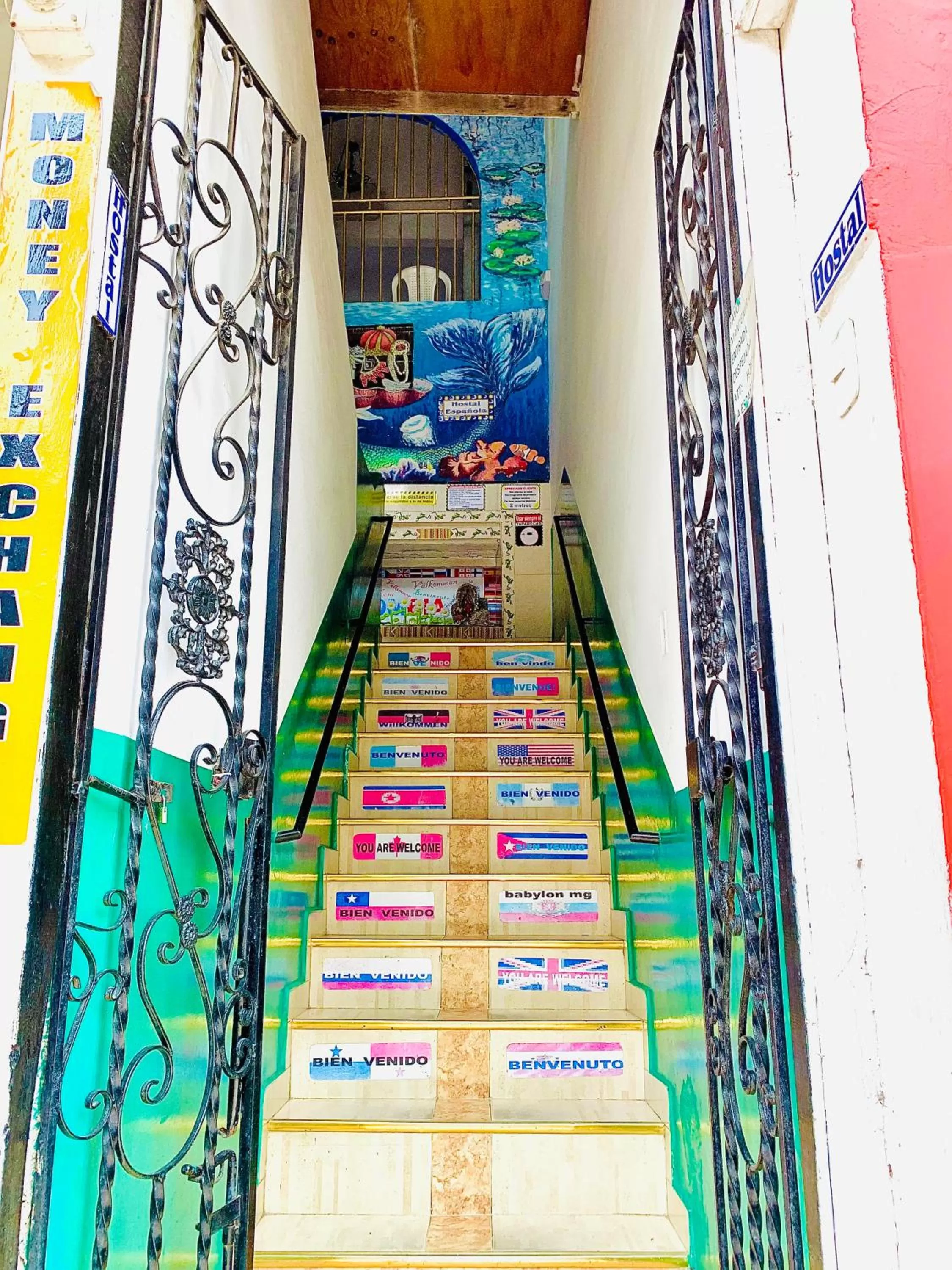 Facade/entrance in Hostal La Española de Getsemani
