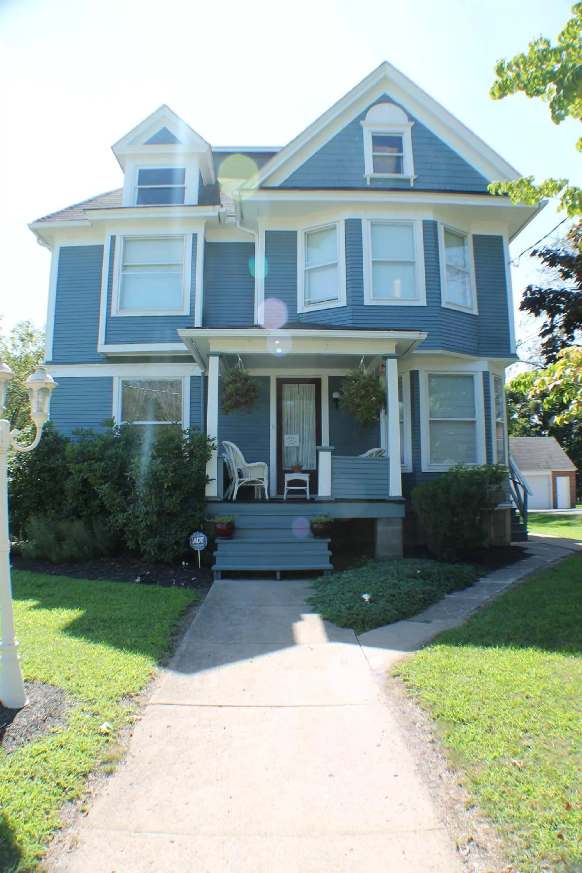 Property building, Garden in The White Birch Inn