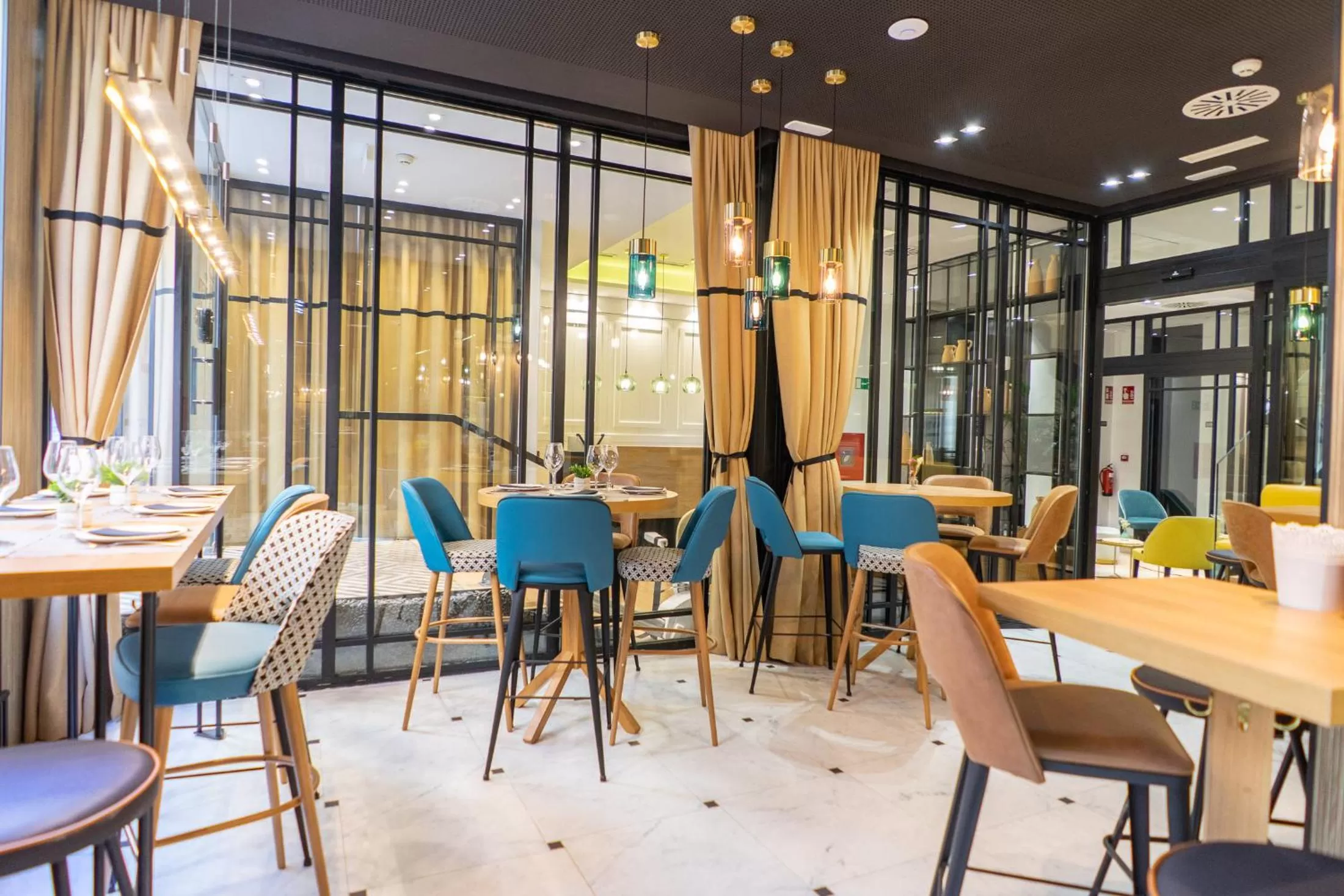 Restaurant/places to eat in Hotel Boutique Puerta de las Granadas