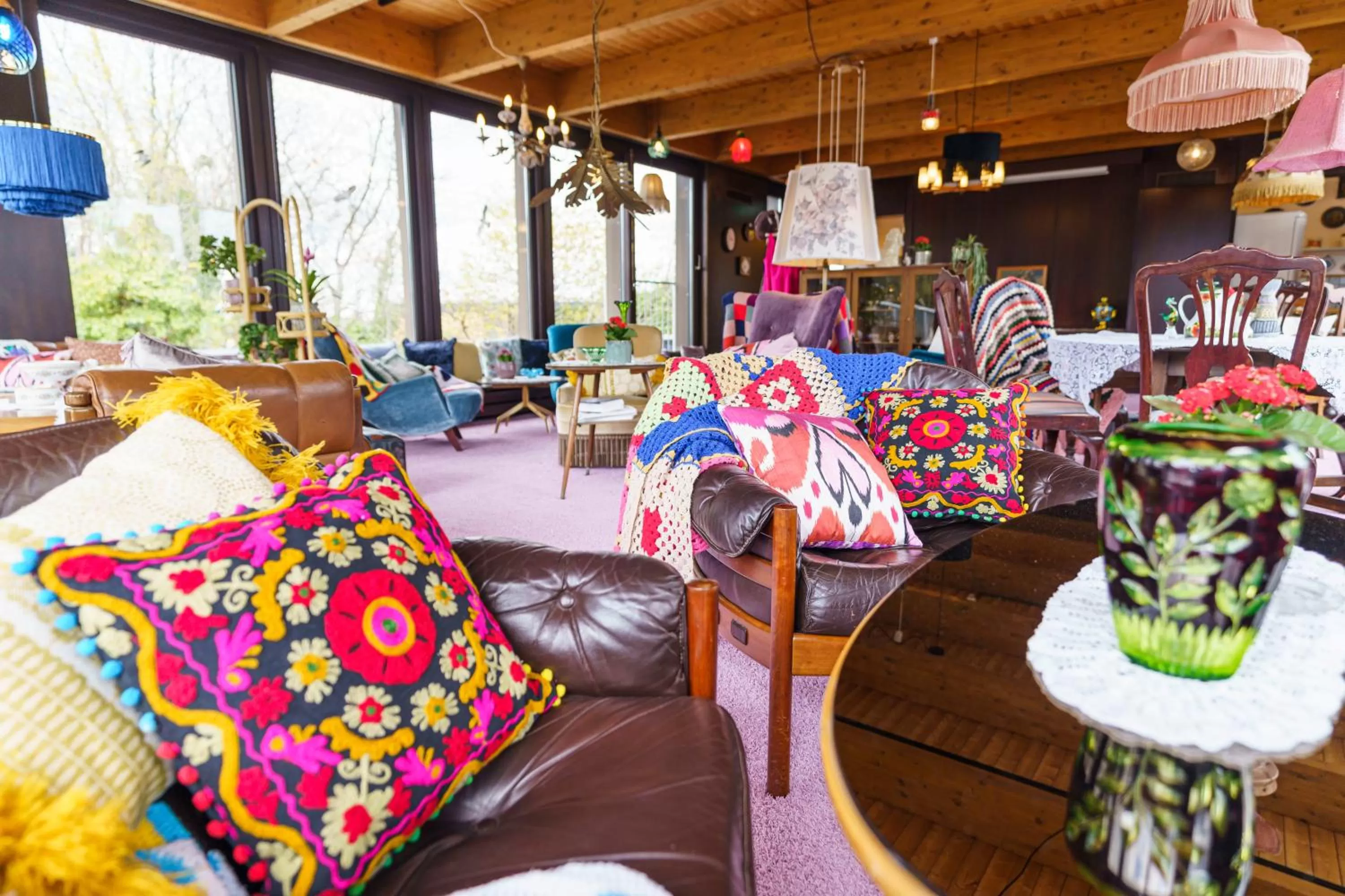 Decorative detail in Tante ALMA's Bonner Hotel