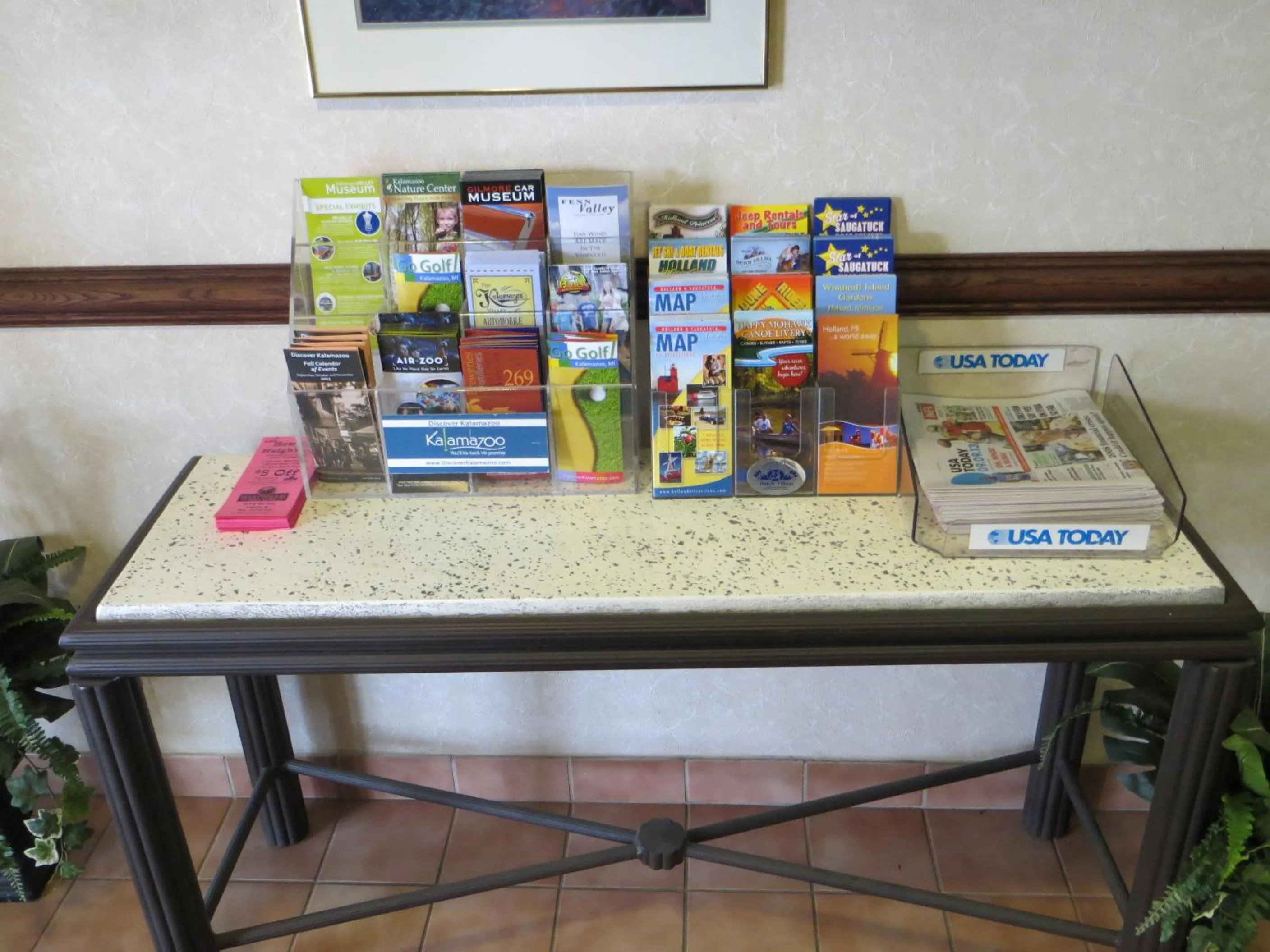 Decorative detail in Baymont by Wyndham Kalamazoo West