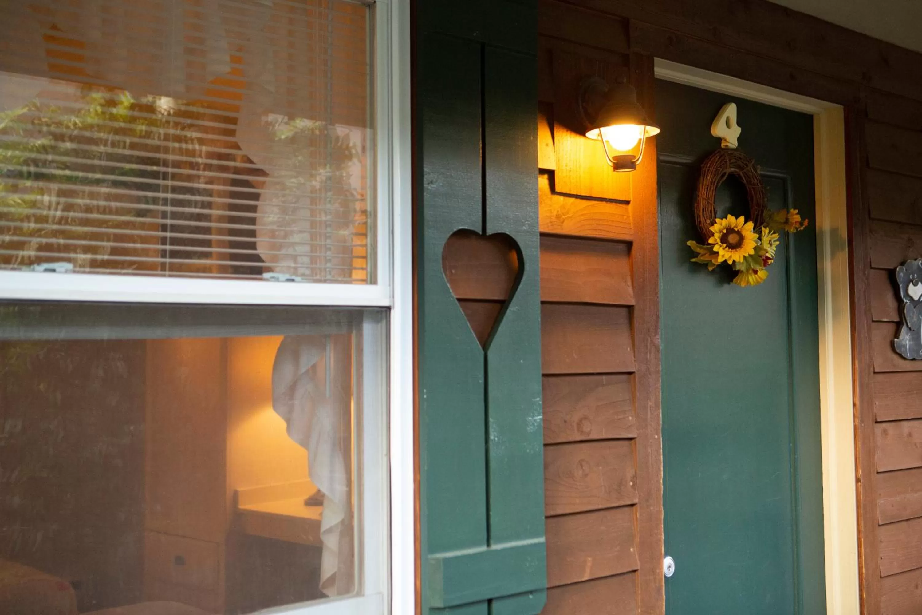 Facade/entrance in The Chimney Rock Inn & Cottages