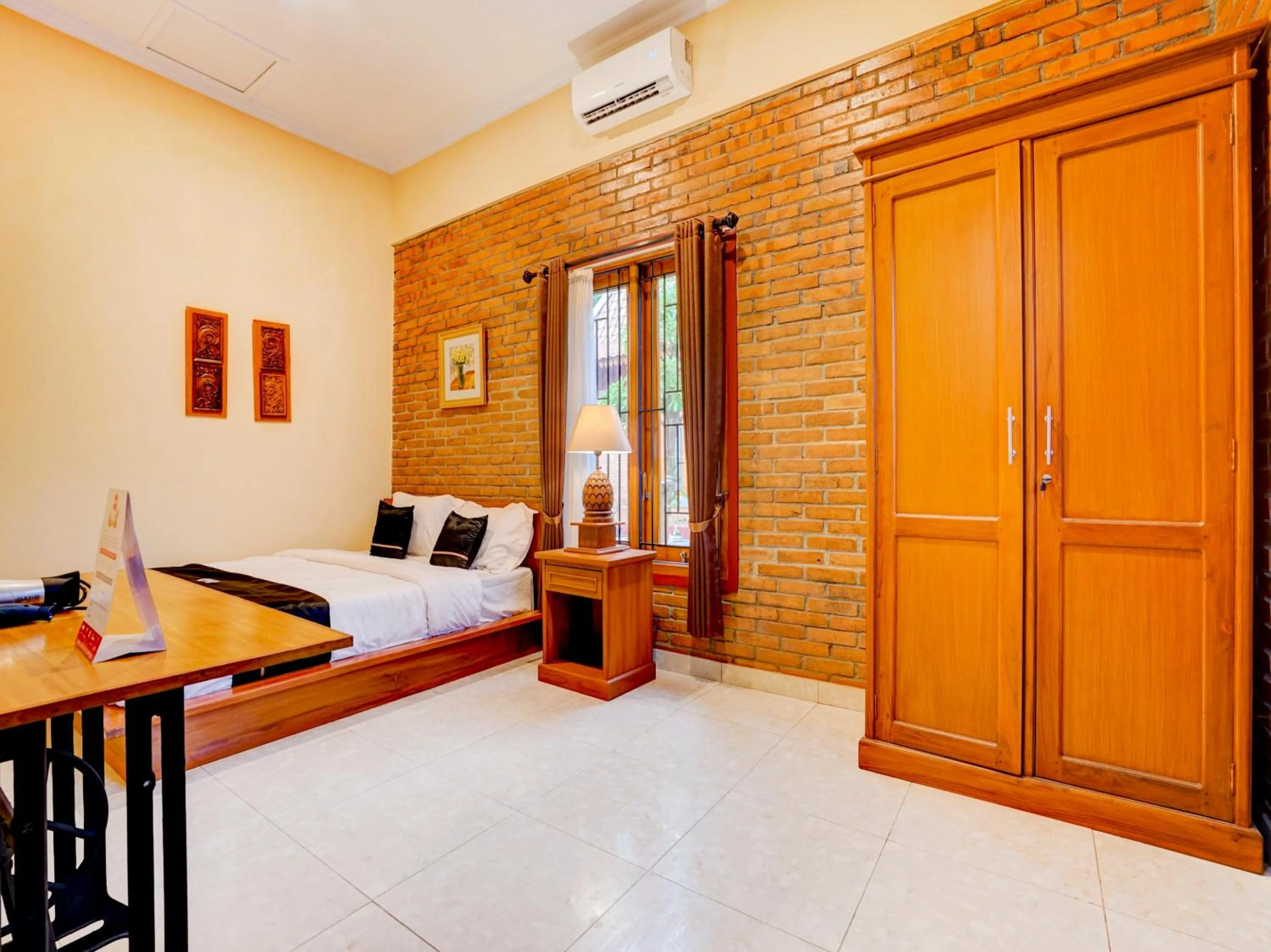 Bedroom in OYO 90265 Cempoko Mulyo Homestay Syariah