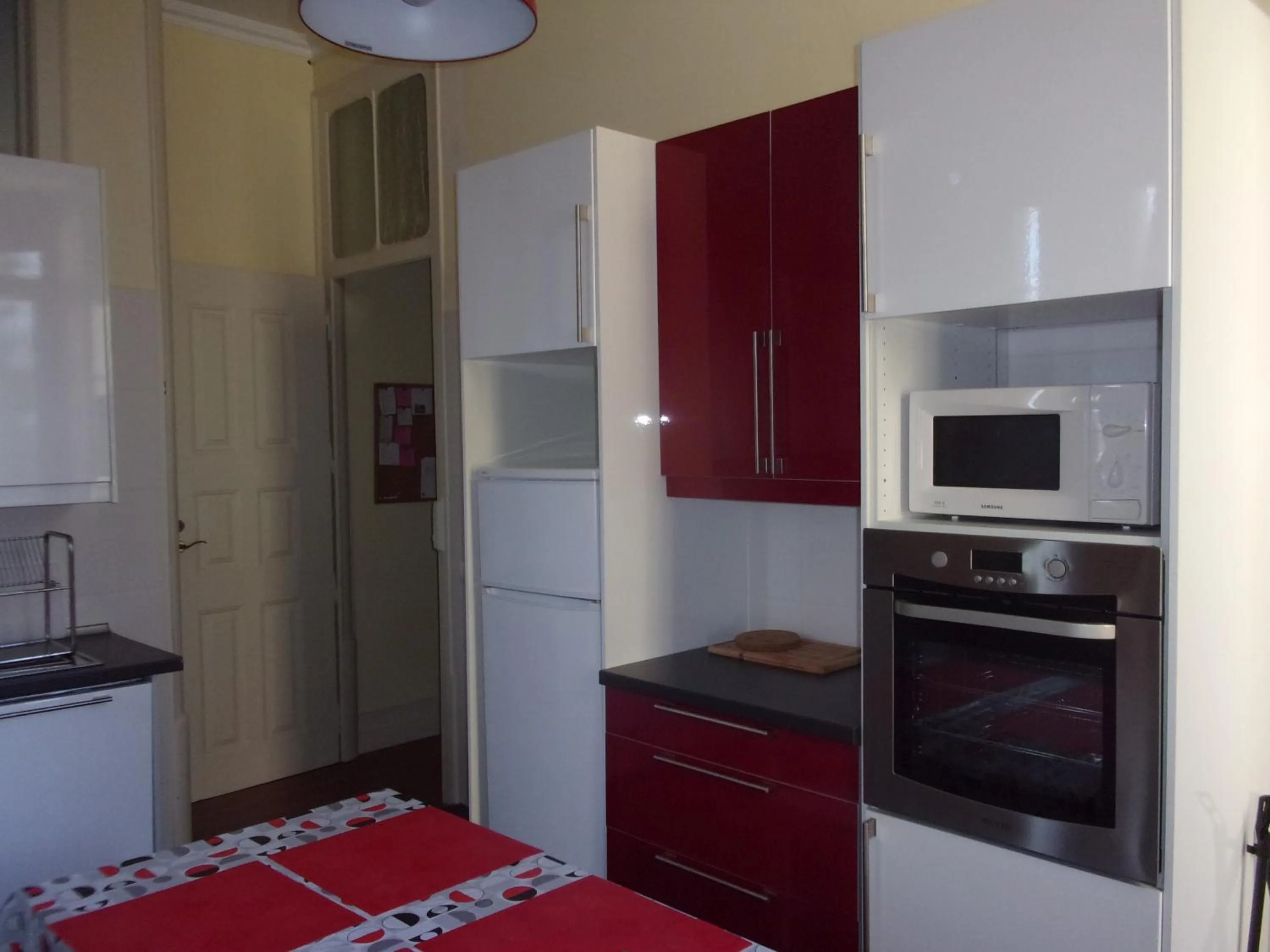 Kitchen or kitchenette in Hostel 402